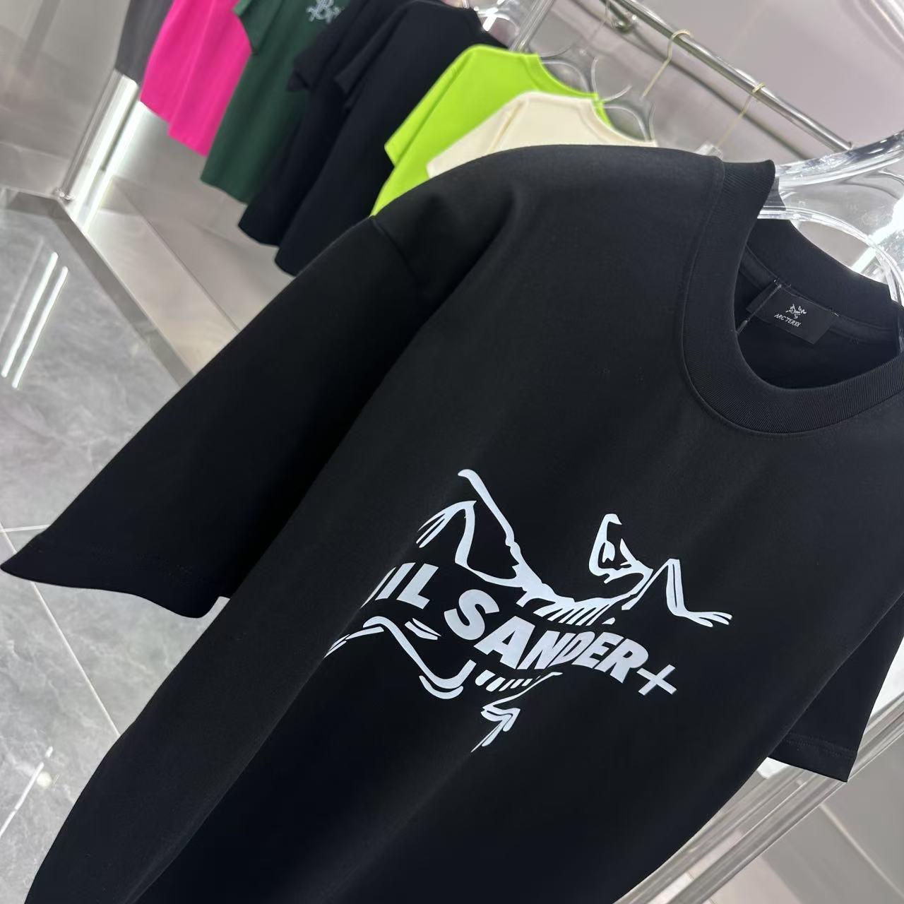 LuxluxHouse Best Quality Clothes T-shirt Arcteryx