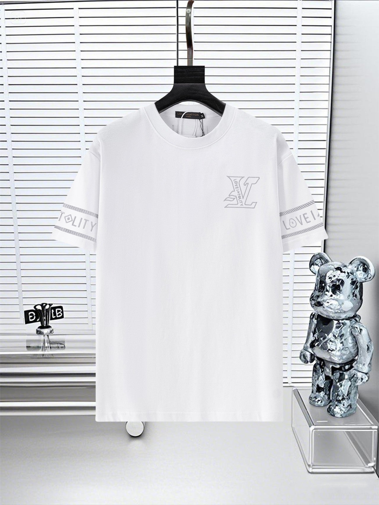 LuxluxHouse Best Quality Clothes T-shirt Louis Vuitton