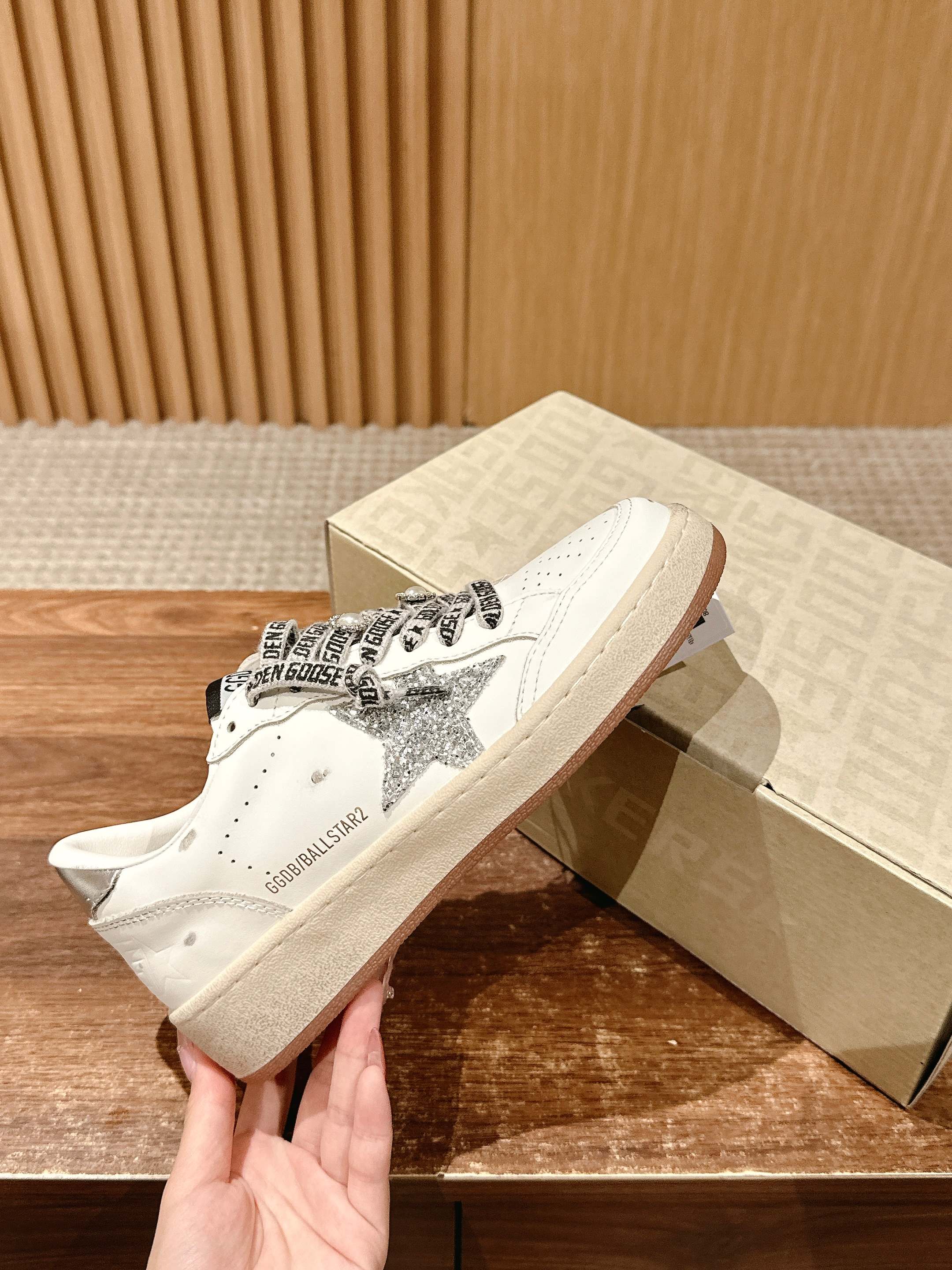 LuxluxHouse Best Quality Shoes Golden Goose