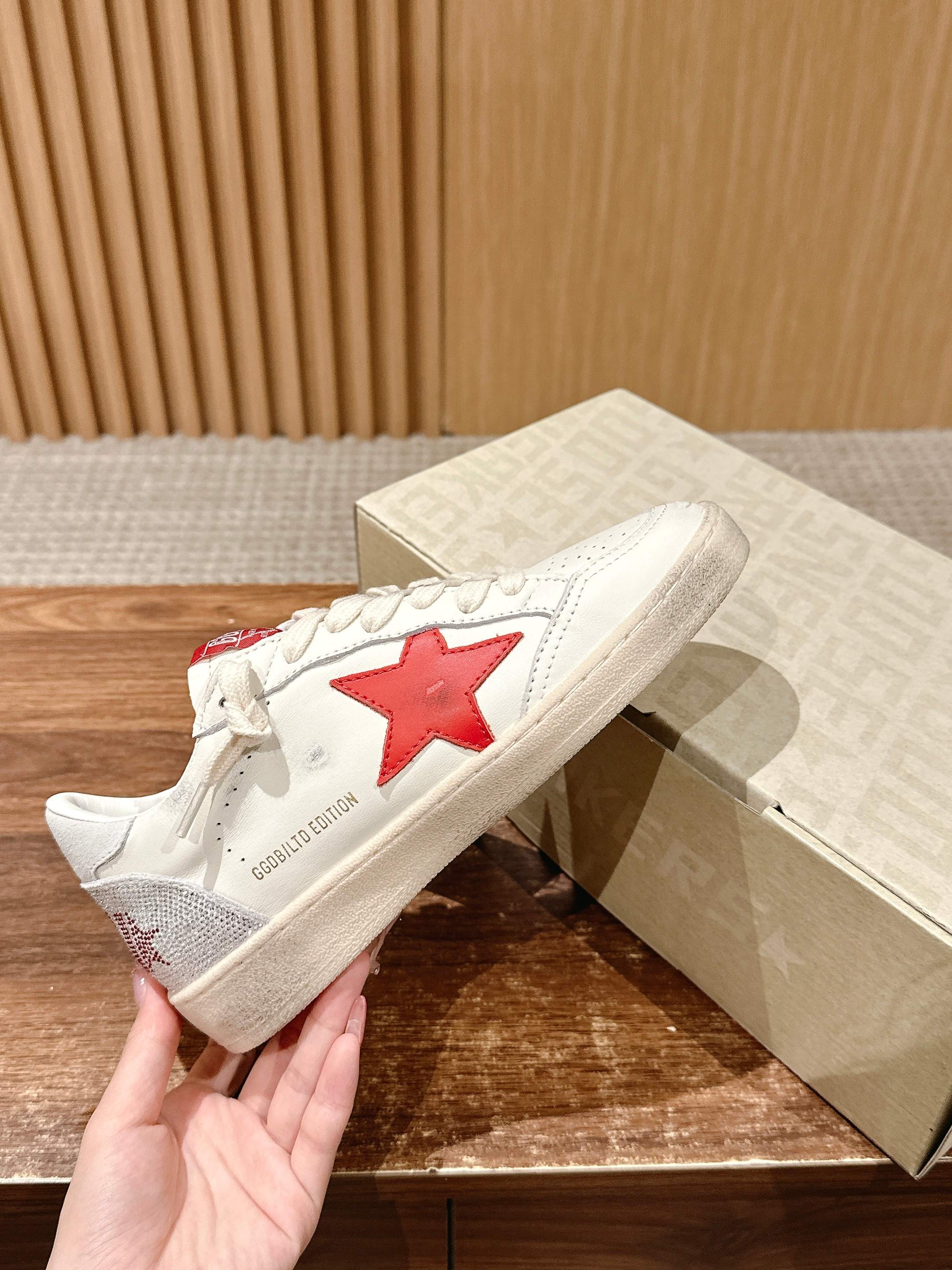 LuxluxHouse Best Quality Shoes Golden Goose