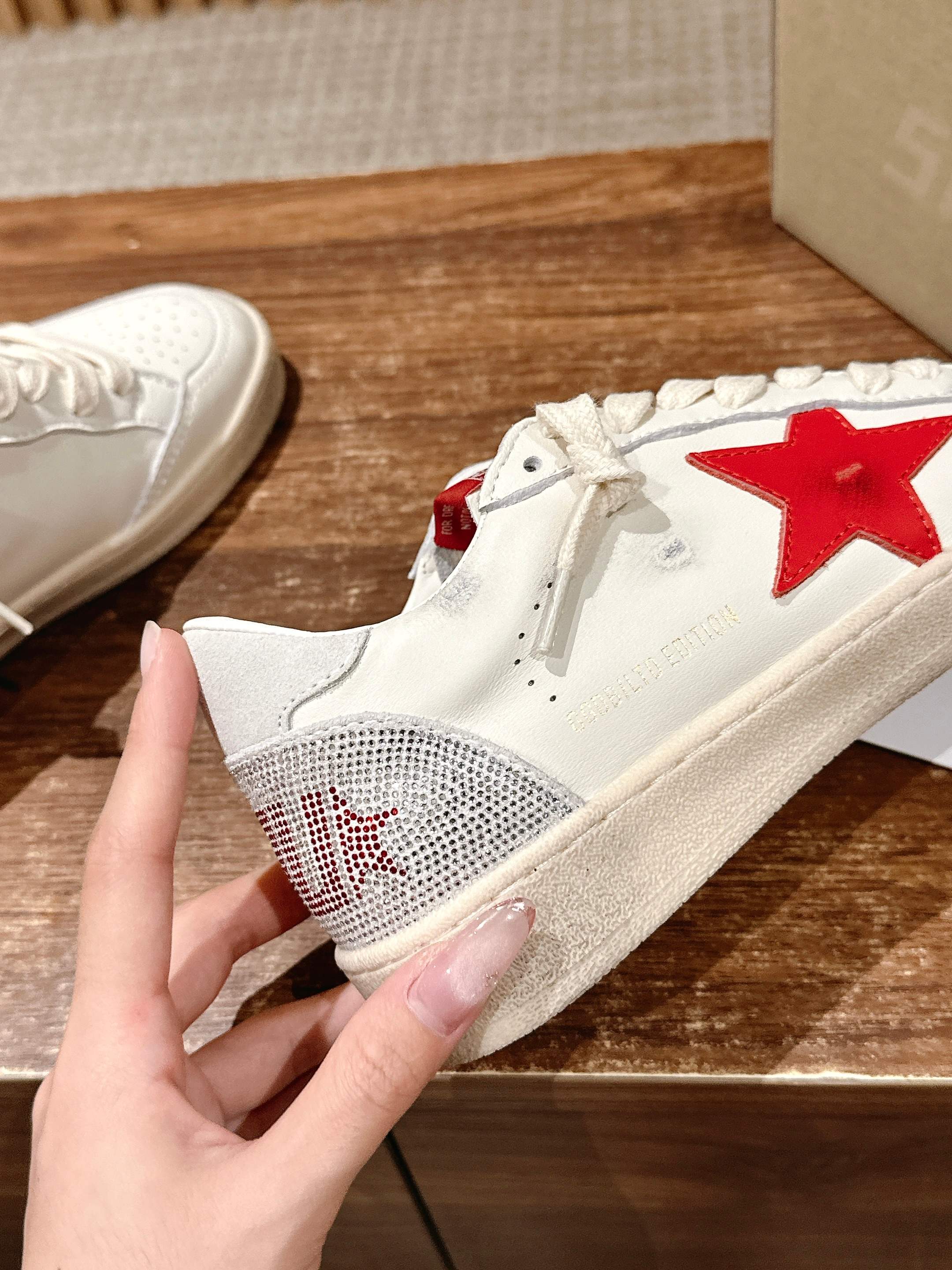 LuxluxHouse Best Quality Shoes Golden Goose