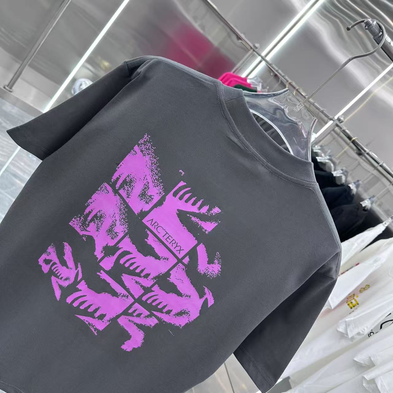 LuxluxHouse Best Quality Clothes T-shirt Arcteryx