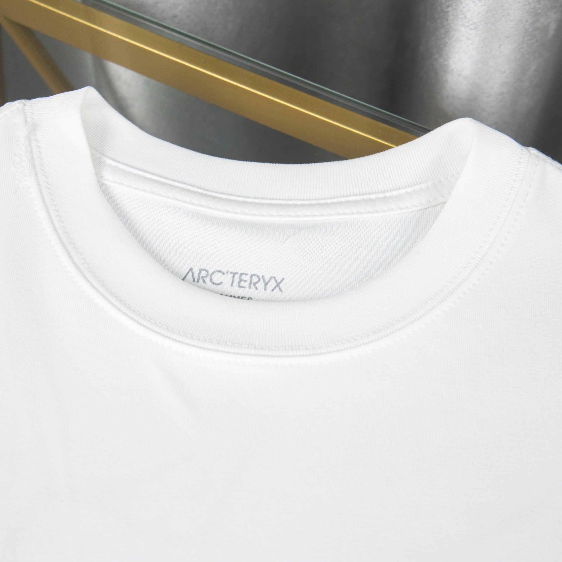 LuxluxHouse Best Quality Clothes T-shirt Arcteryx