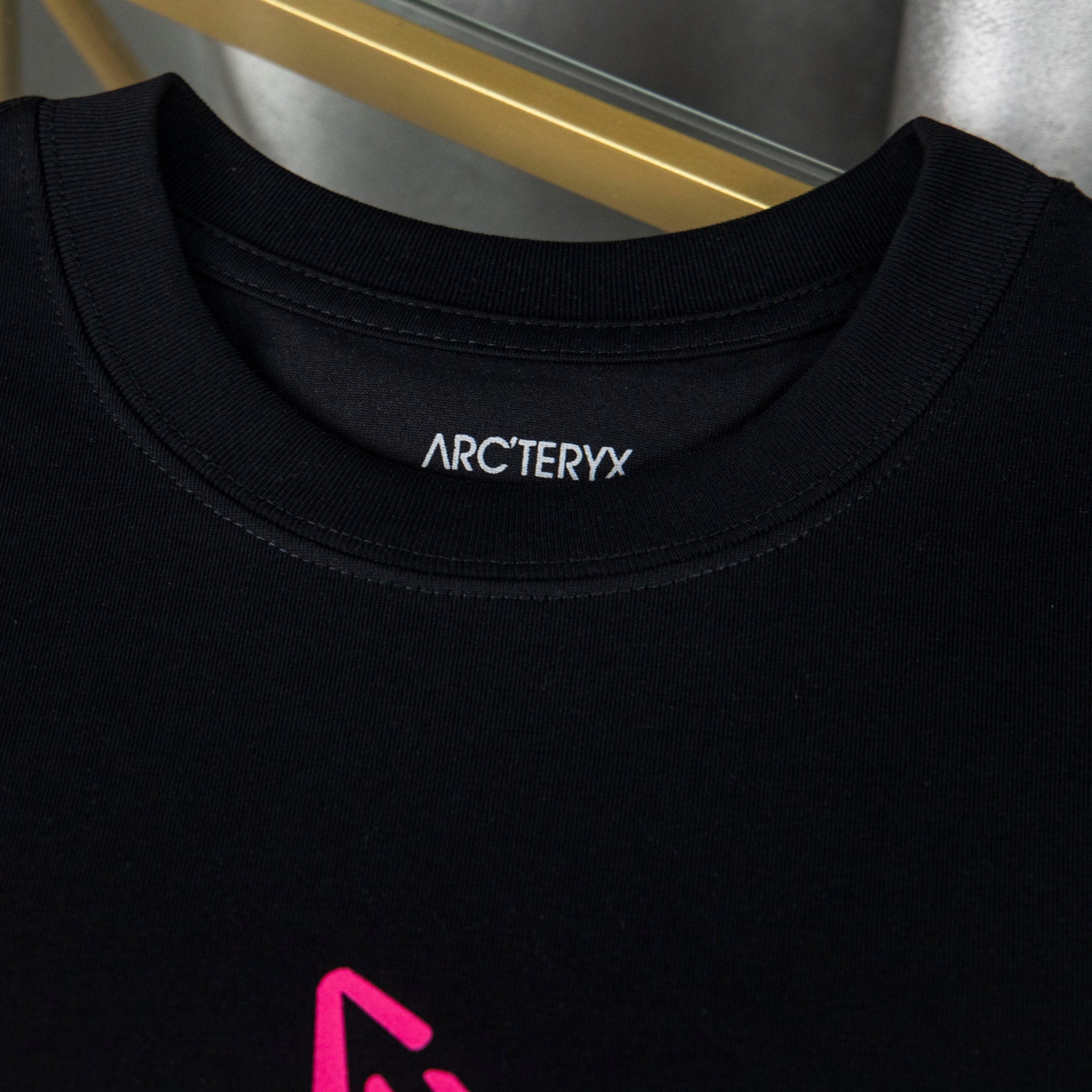 LuxluxHouse Best Quality Clothes T-shirt Arcteryx