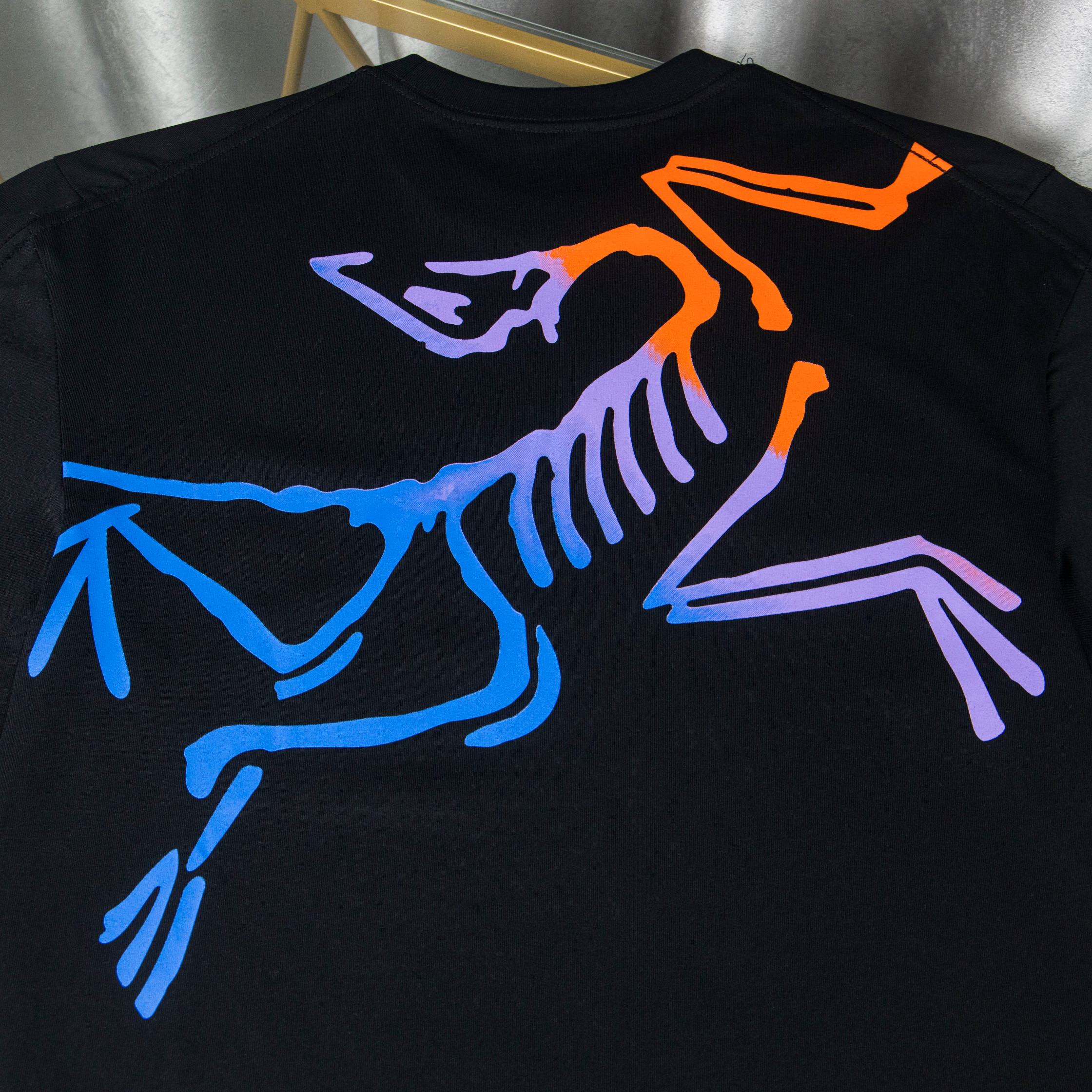 LuxluxHouse Best Quality Clothes T-shirt Arcteryx