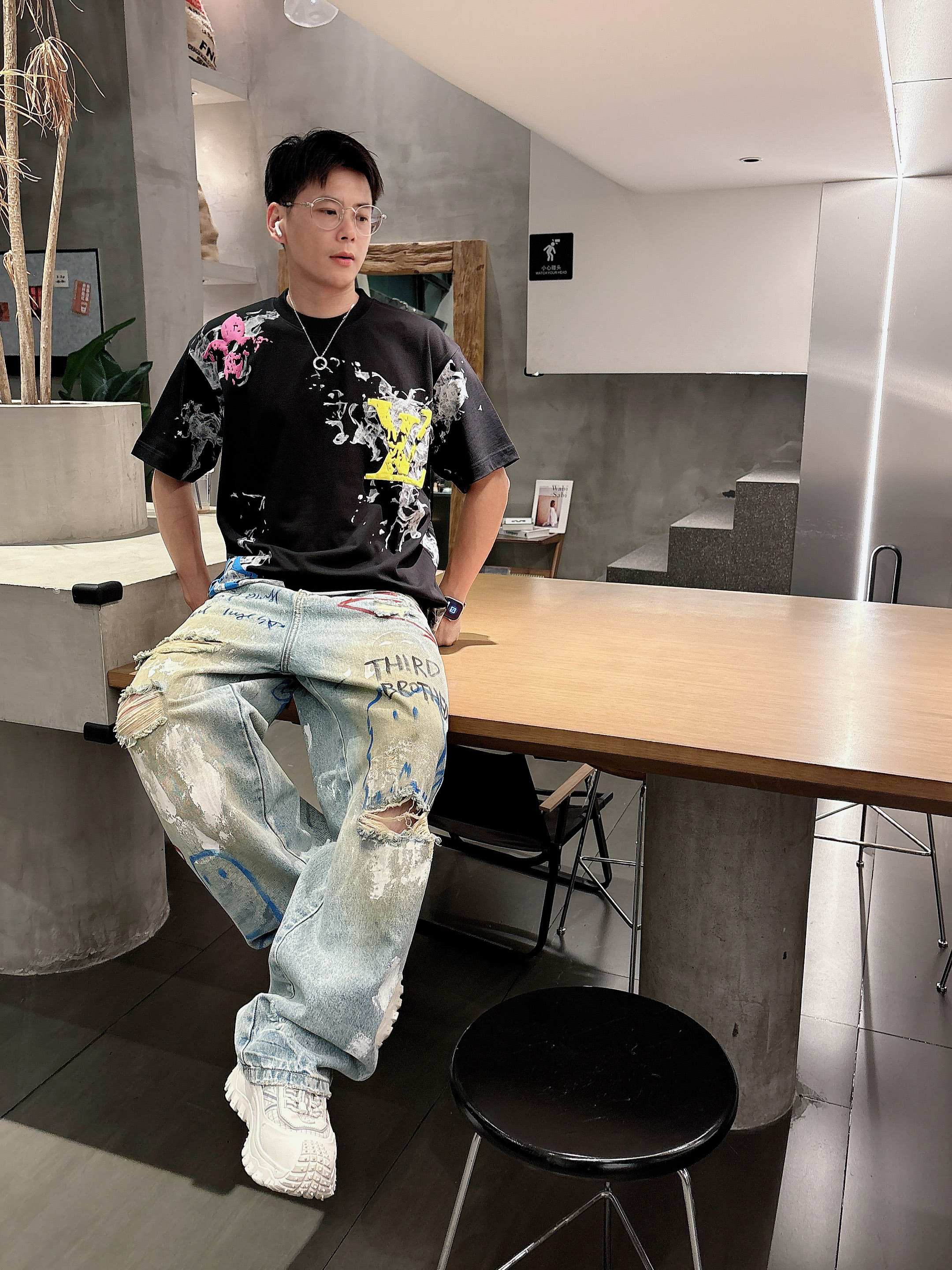 LuxluxHouse Best Quality Clothes T-shirt Louis Vuitton