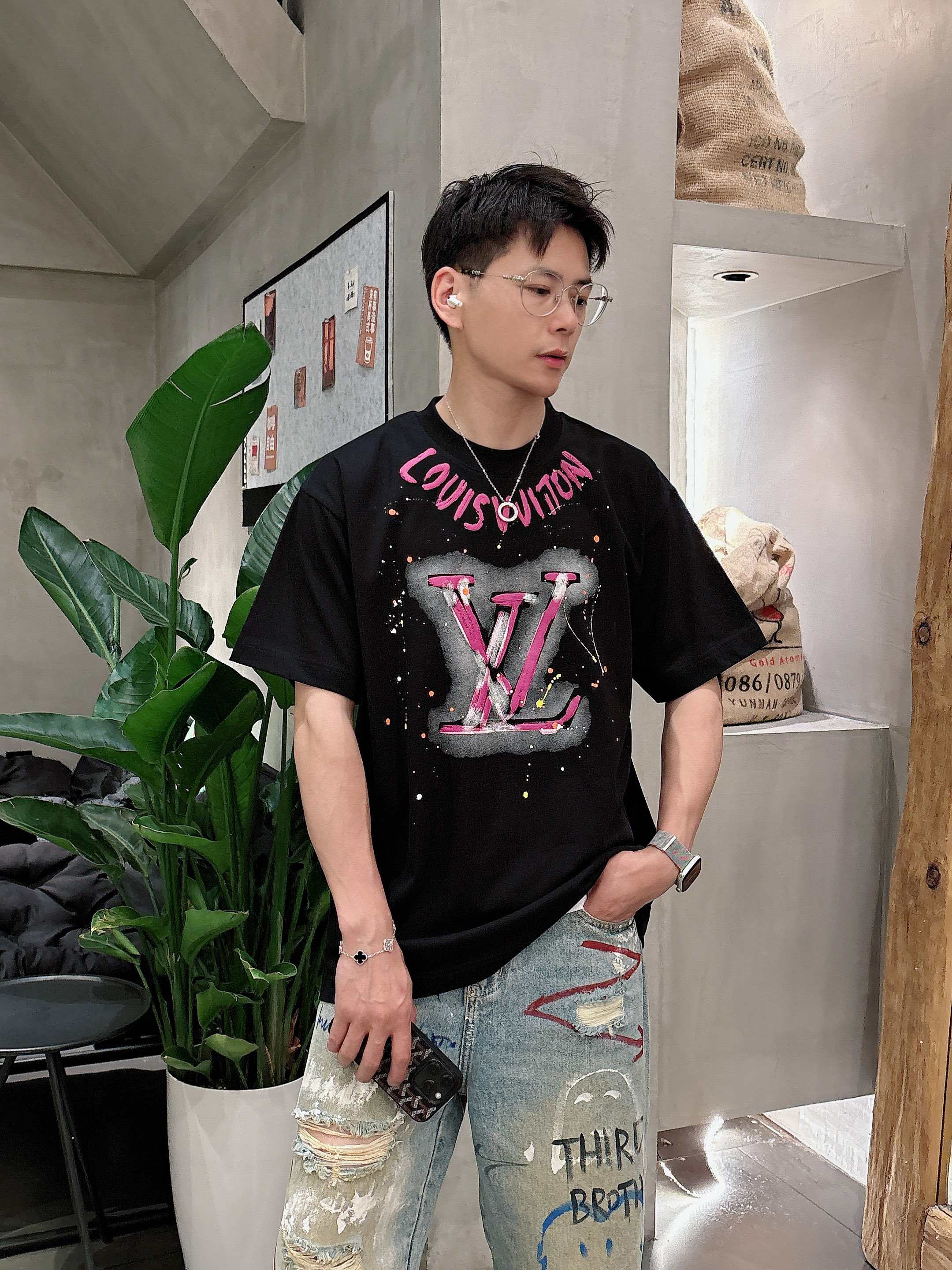 LuxluxHouse Best Quality Clothes T-shirt Louis Vuitton