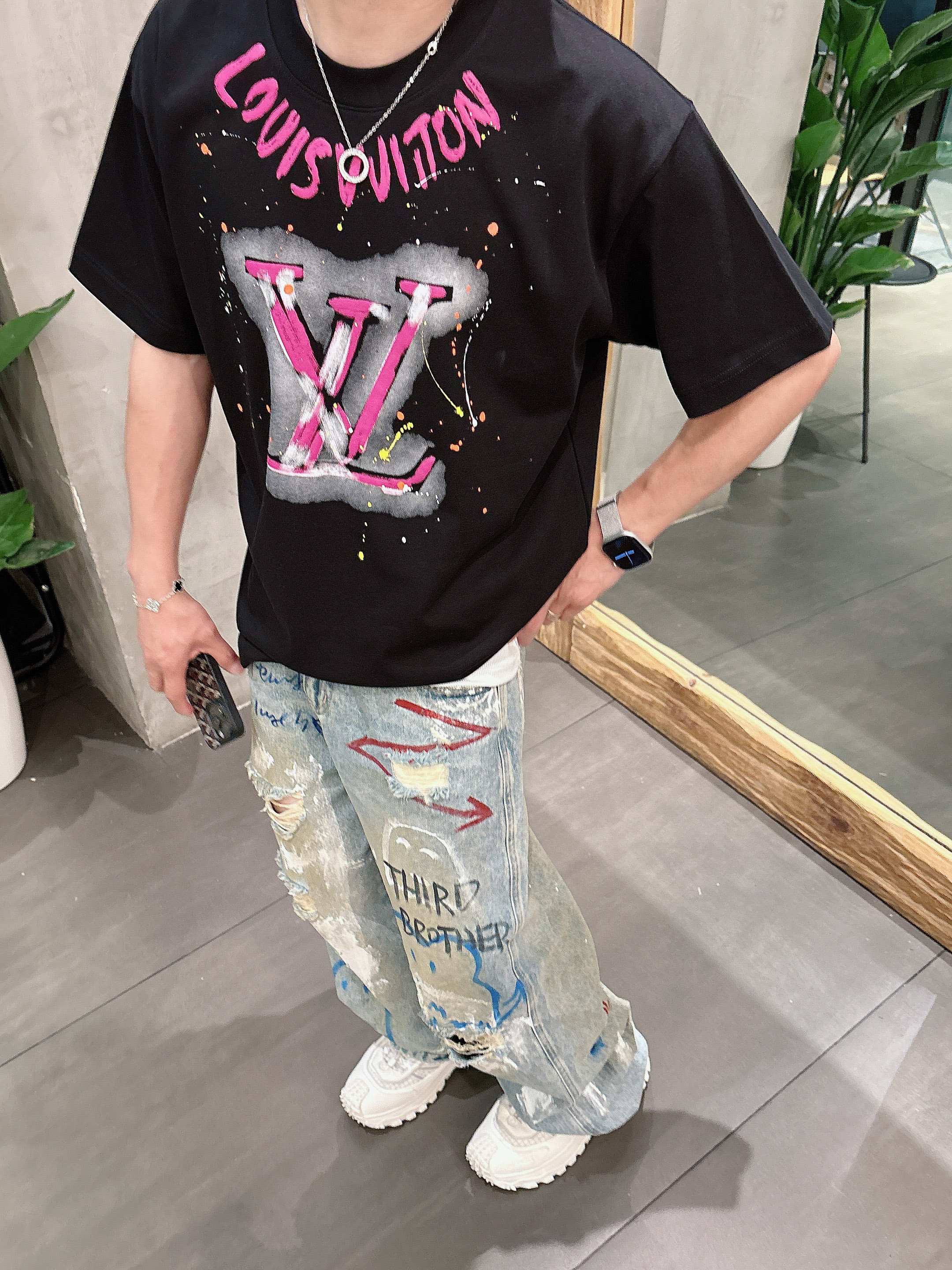 LuxluxHouse Best Quality Clothes T-shirt Louis Vuitton