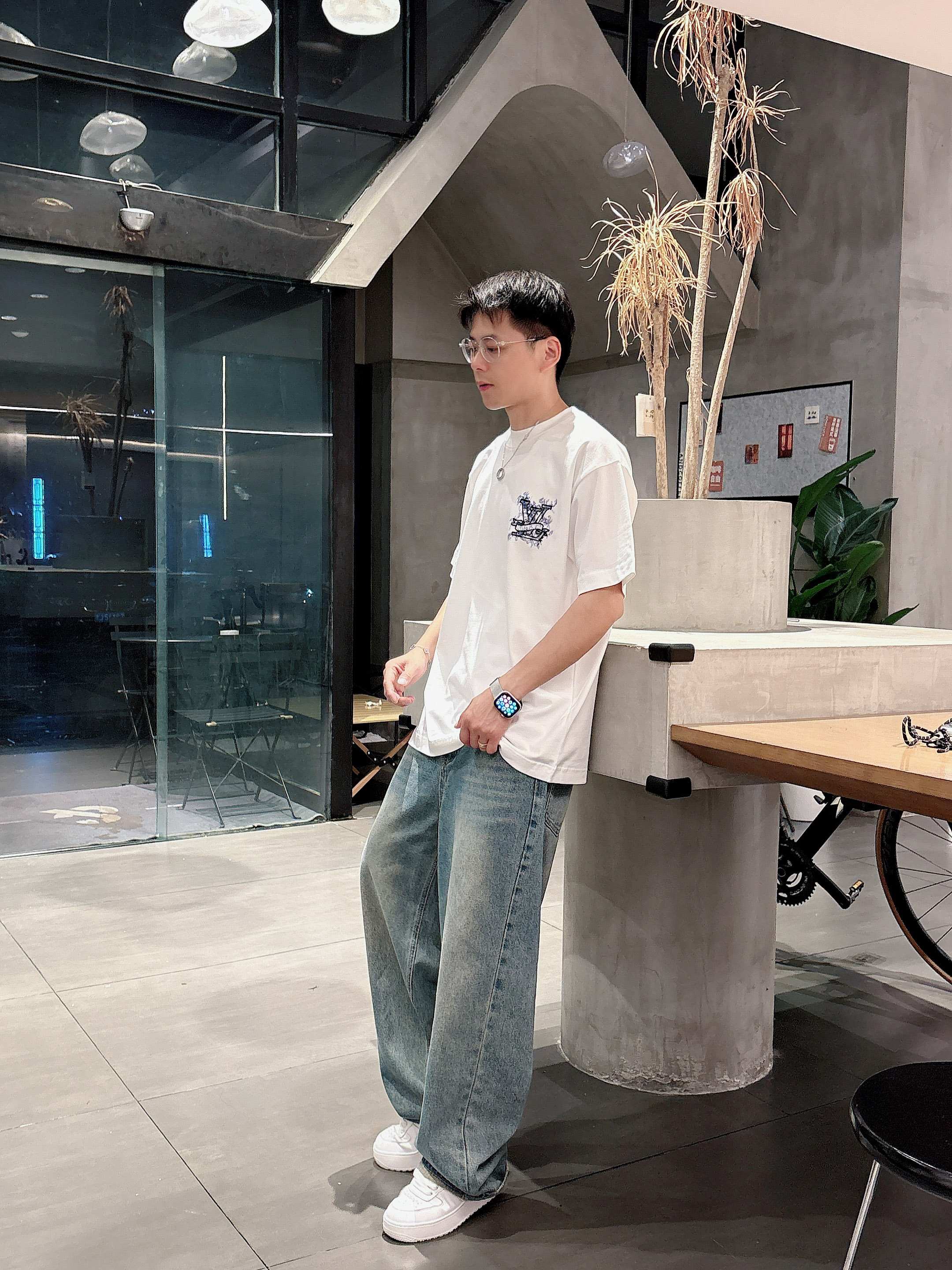 LuxluxHouse Best Quality Clothes T-shirt Louis Vuitton