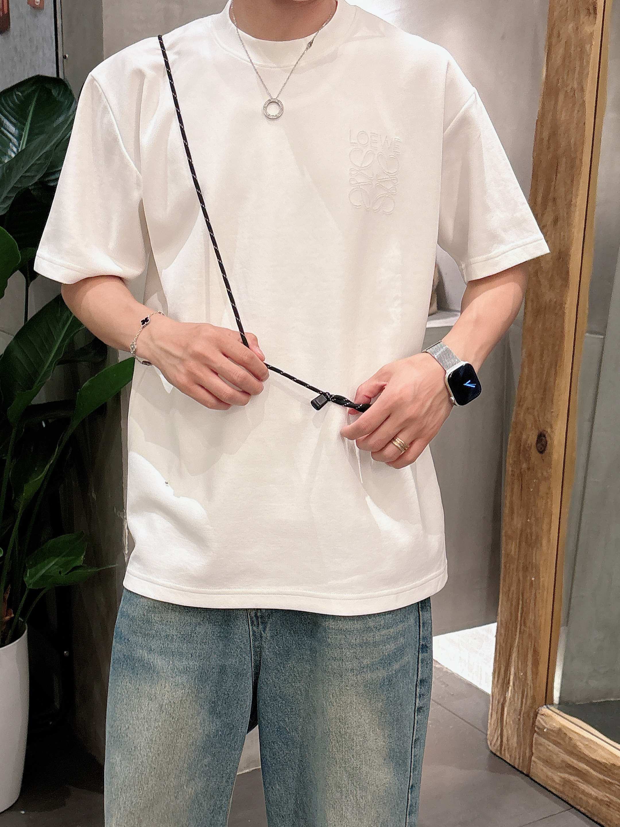 LuxluxHouse Best Quality Clothes T-shirt Loewe