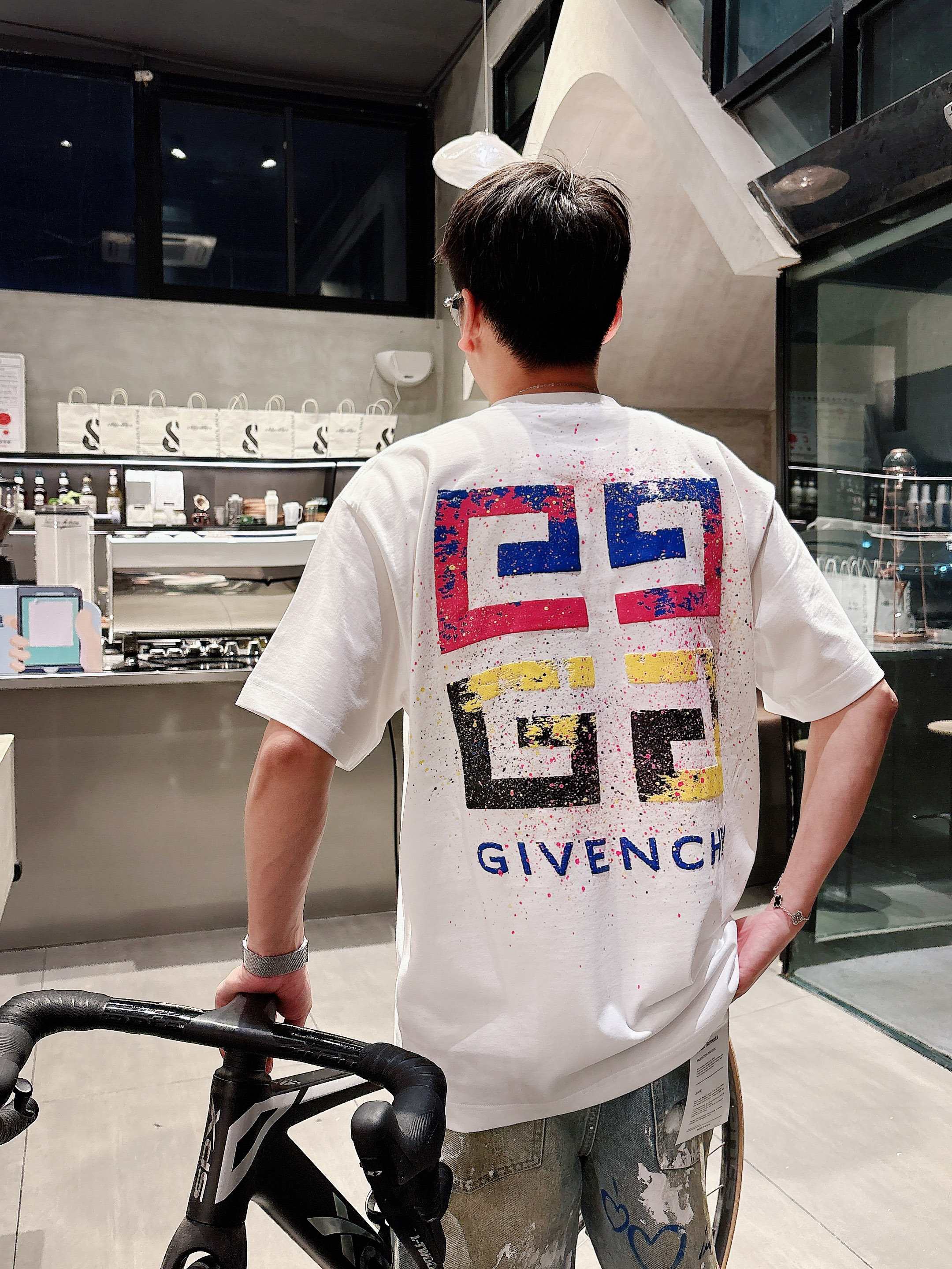 LuxluxHouse Best Quality Clothes Givenchy T-shirt