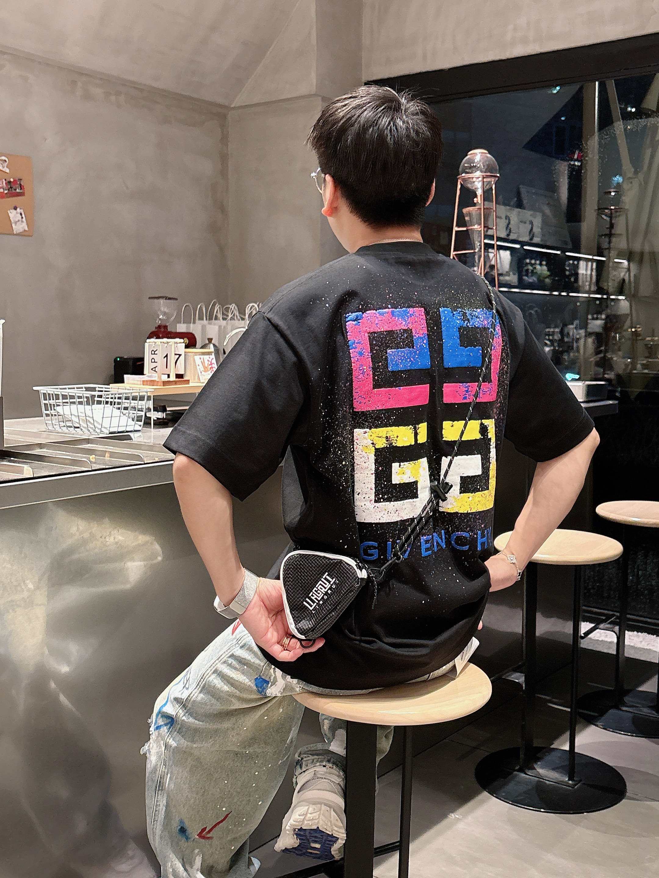 LuxluxHouse Best Quality Clothes Givenchy T-shirt