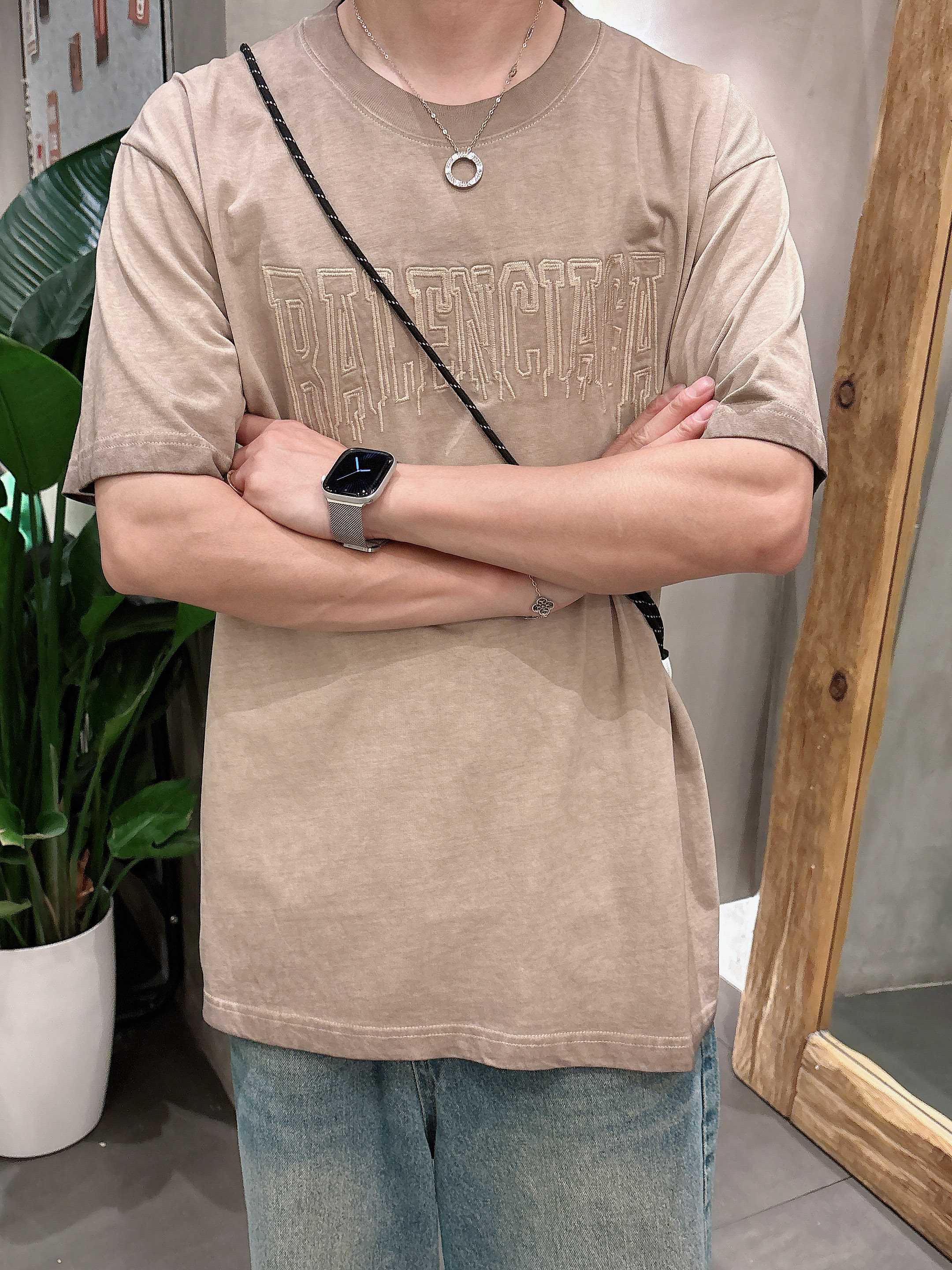 LuxluxHouse Best Quality Clothes Balenciaga T-shirt