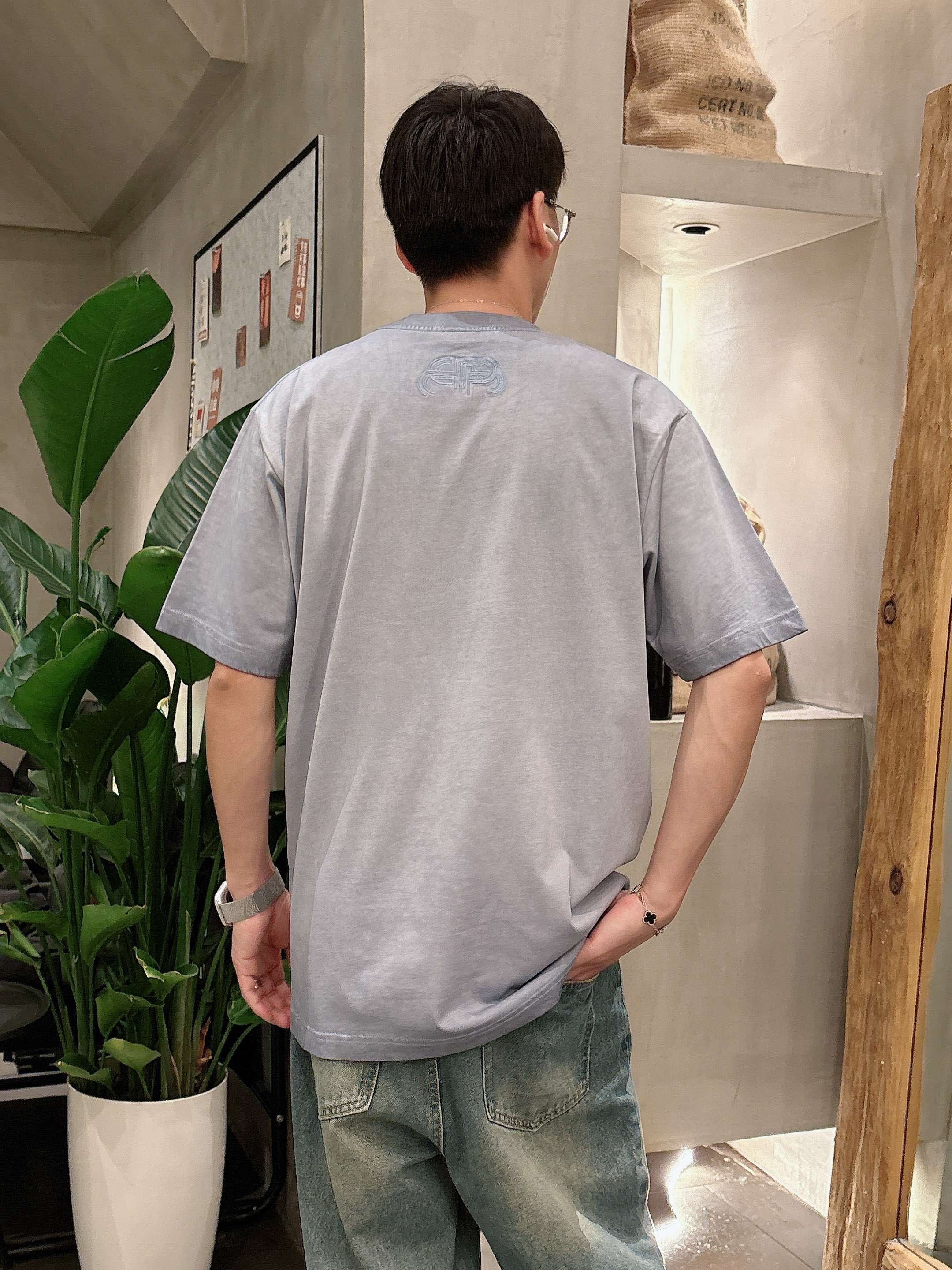 LuxluxHouse Best Quality Clothes Balenciaga T-shirt