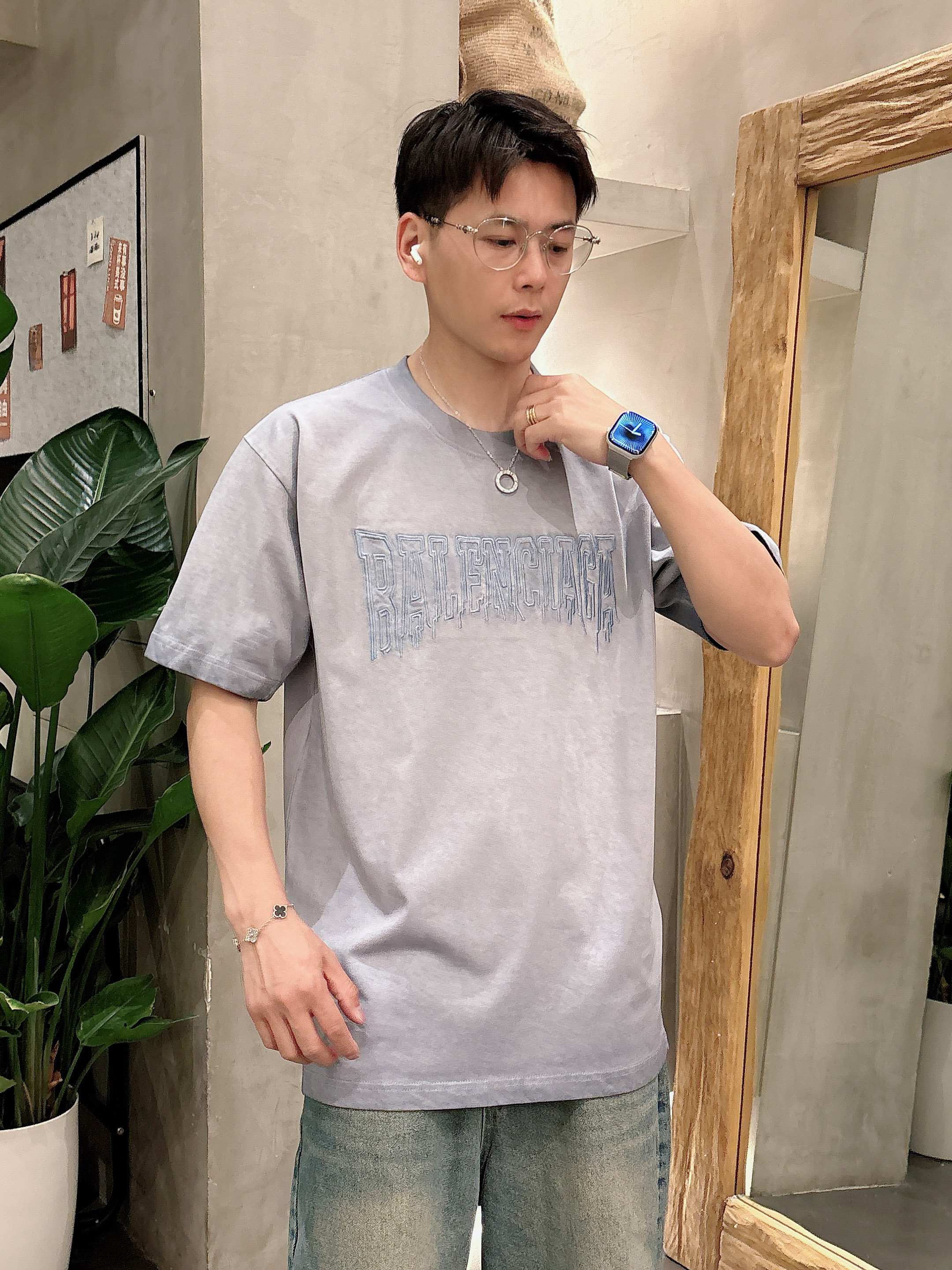 LuxluxHouse Best Quality Clothes Balenciaga T-shirt