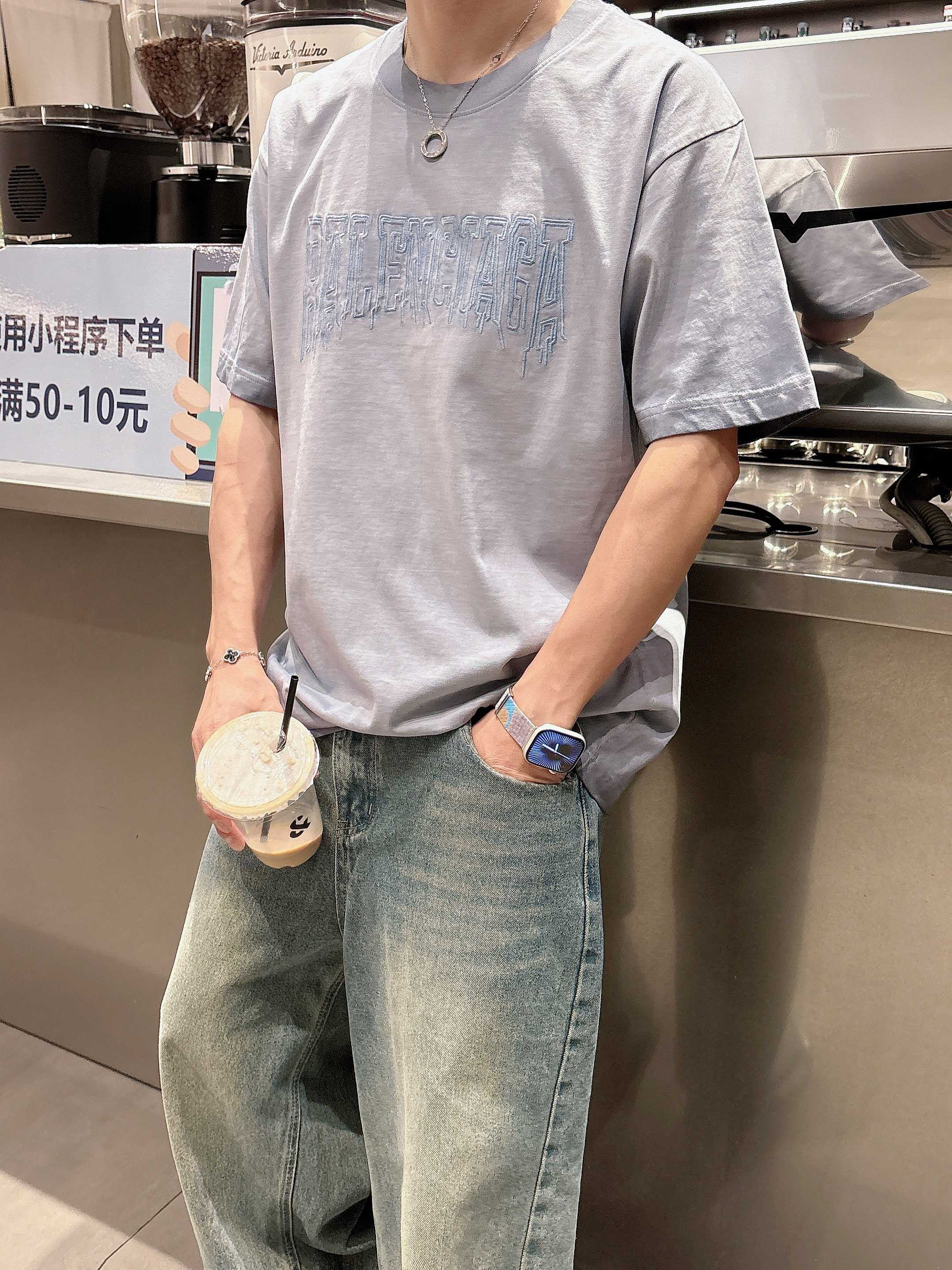 LuxluxHouse Best Quality Clothes Balenciaga T-shirt