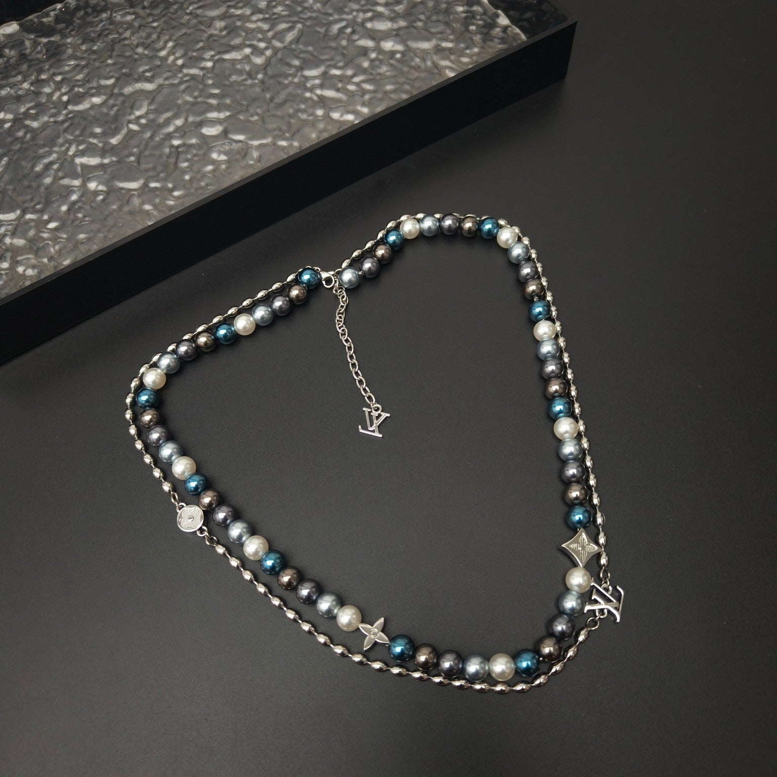 LuxluxHouse Best Quality Accessories Necklace Bracelet Louis Vuitton