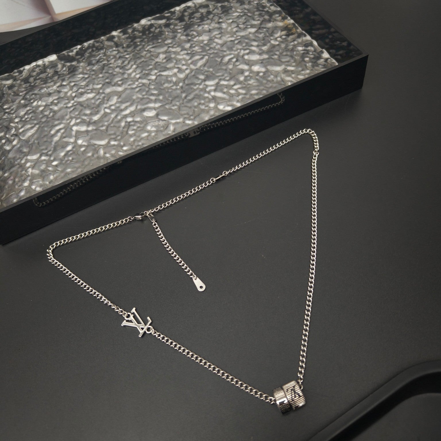 LuxluxHouse Best Quality Accessories Necklace Bracelet Louis Vuitton