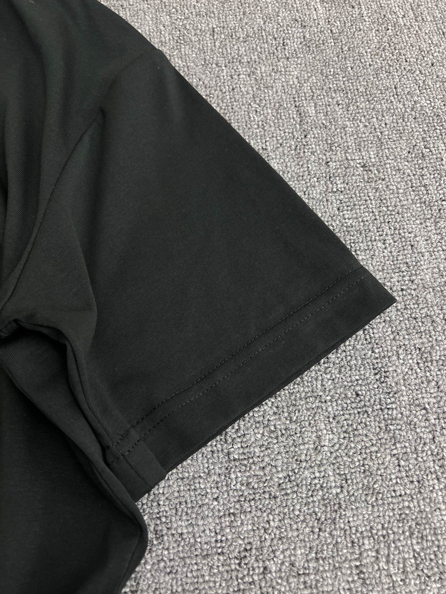 LuxluxHouse Best Quality Clothes T-shirt Loewe