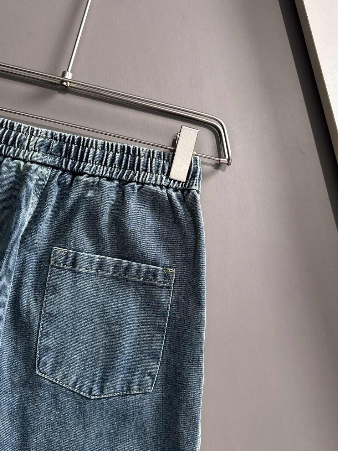 LuxluxHouse Best Quality Clothes Pants Moncler