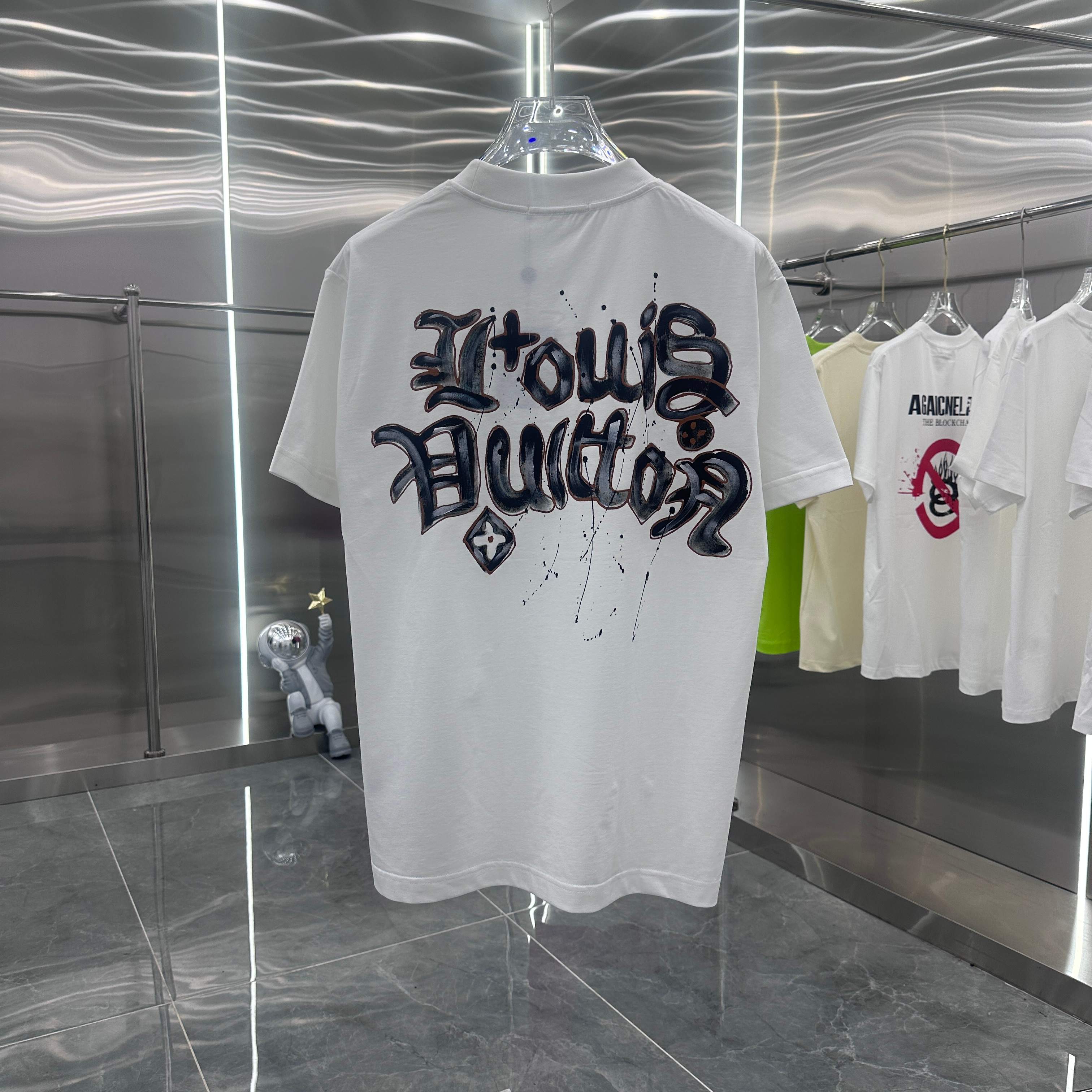 LuxluxHouse Best Quality Clothes T-shirt Louis Vuitton