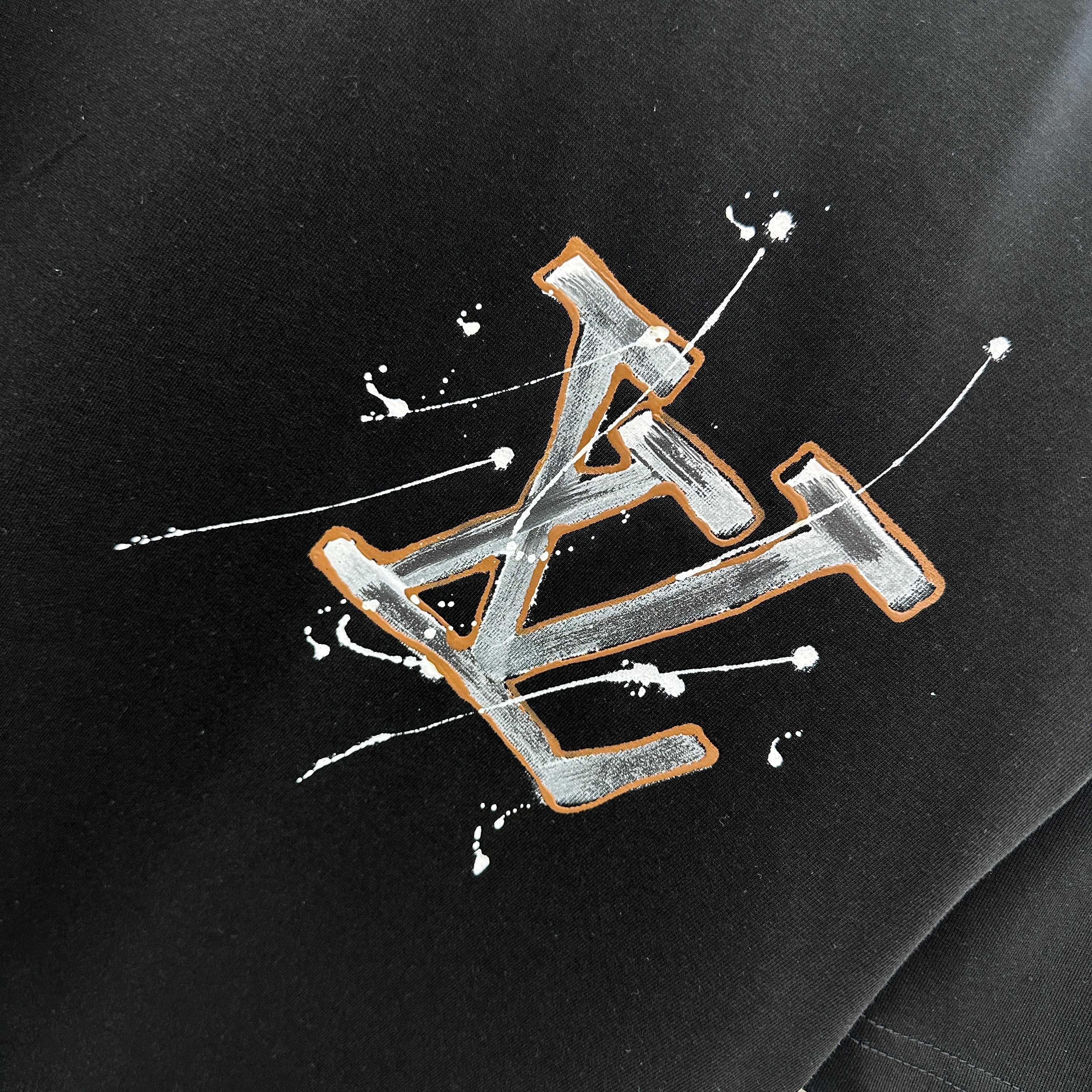 LuxluxHouse Best Quality Clothes T-shirt Louis Vuitton