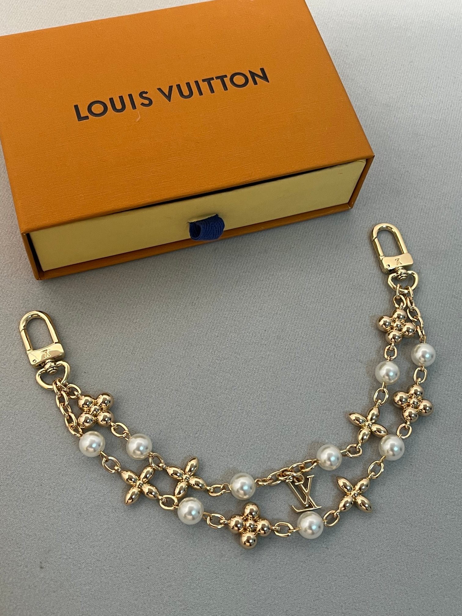 LuxluxHouse Best Quality Accessories Louis Vuitton Keychain