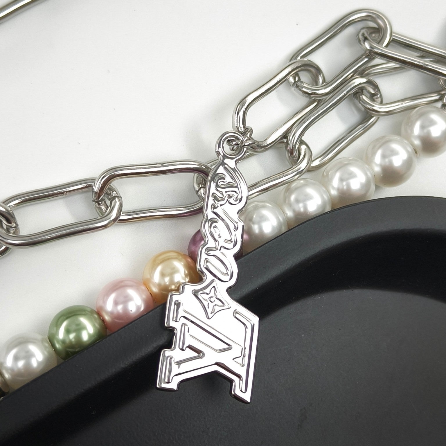 LuxluxHouse Best Quality Accessories Louis Vuitton Keychain