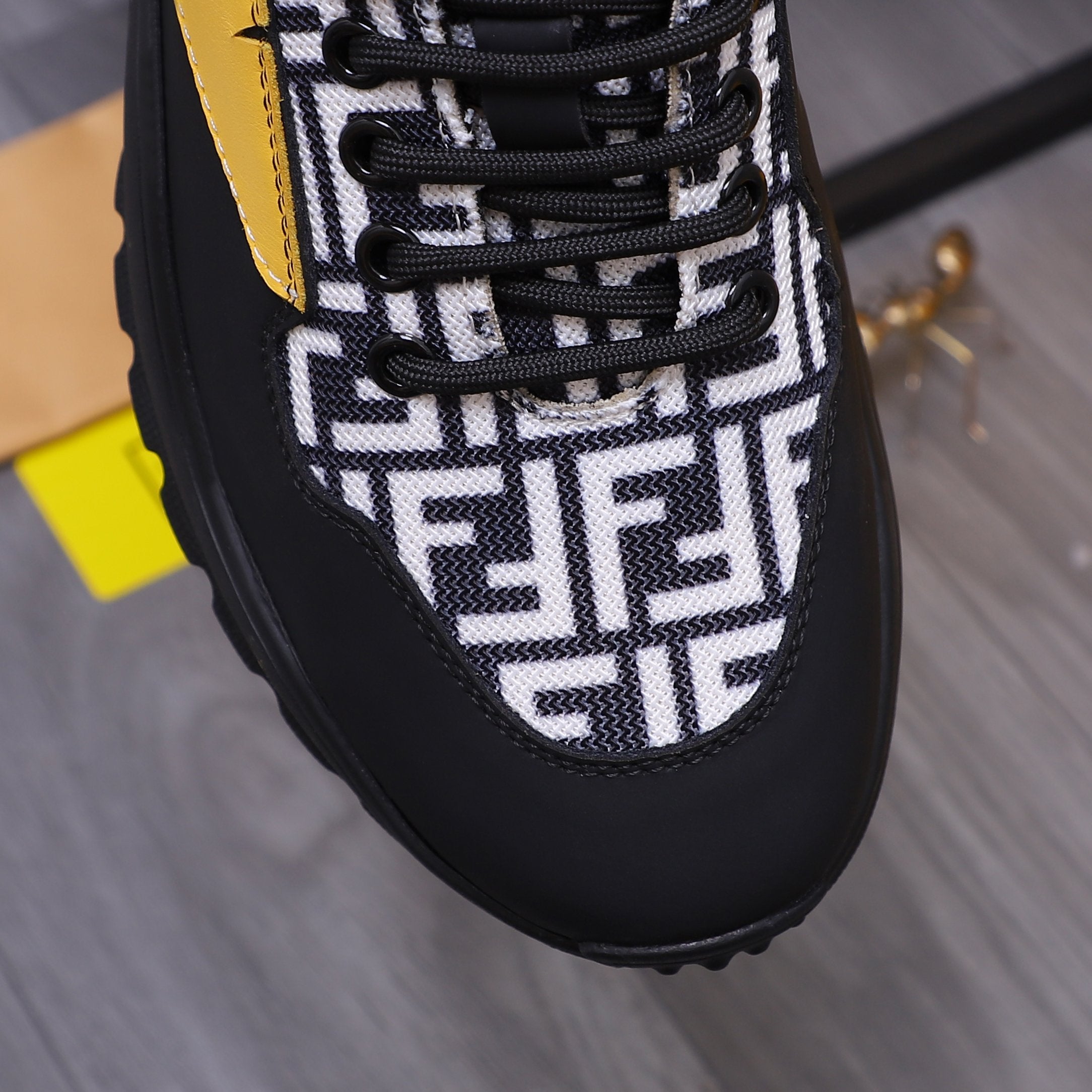 LuxluxHouse Best Quality Shoes Fendi