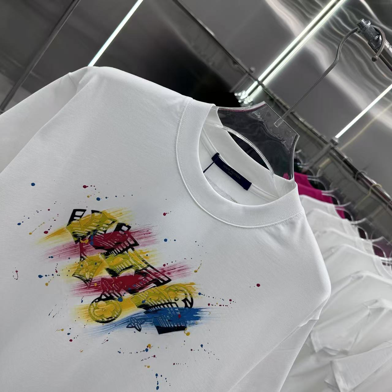 LuxluxHouse Best Quality Clothes T-shirt Louis Vuitton