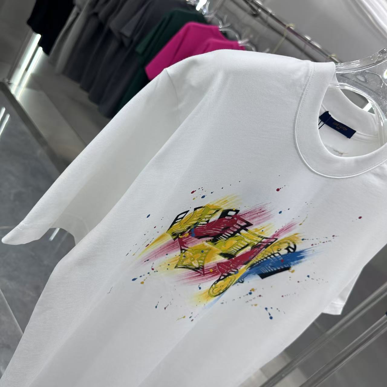LuxluxHouse Best Quality Clothes T-shirt Louis Vuitton