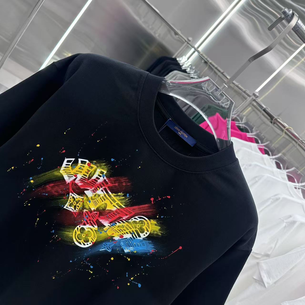 LuxluxHouse Best Quality Clothes T-shirt Louis Vuitton