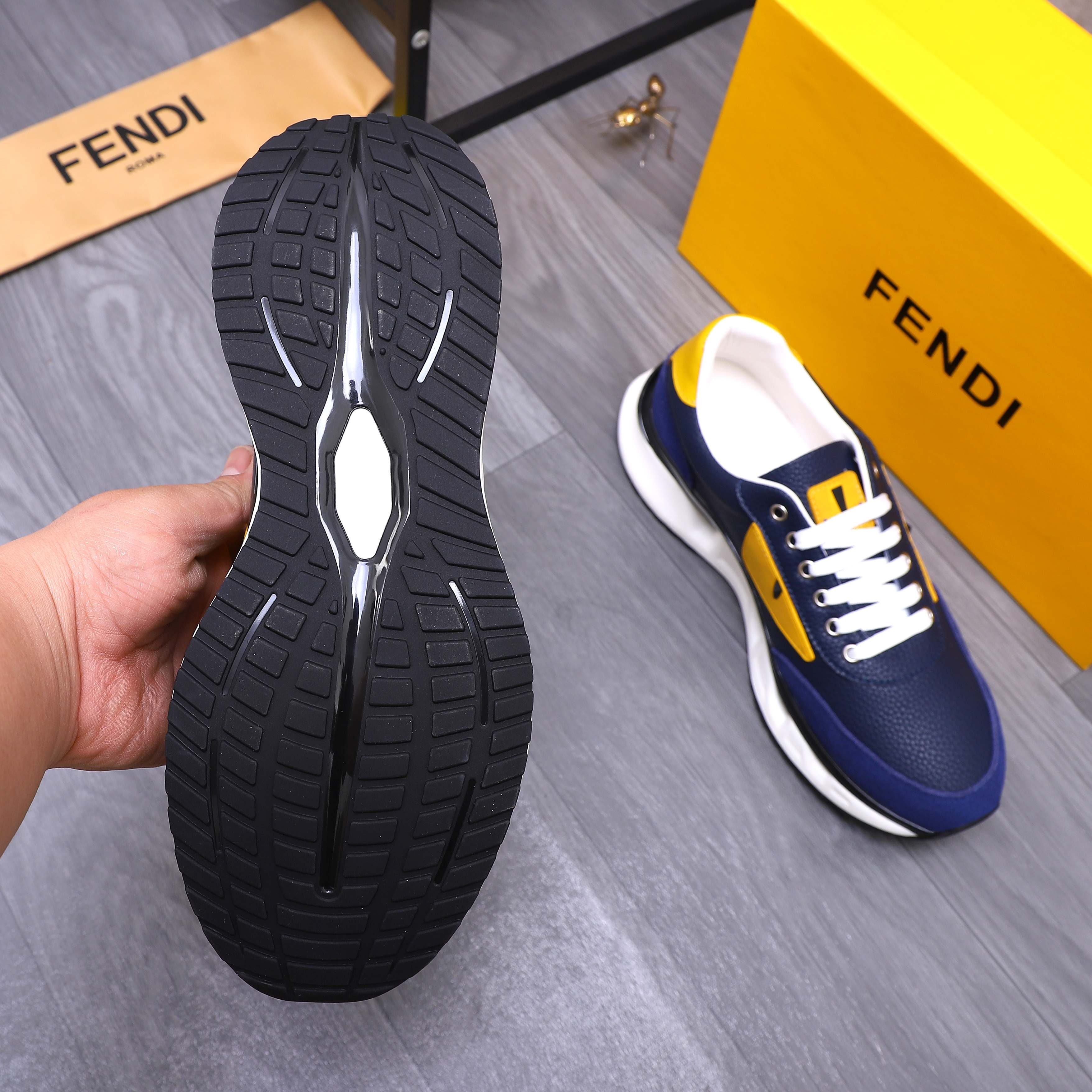 LuxluxHouse Best Quality Shoes Fendi