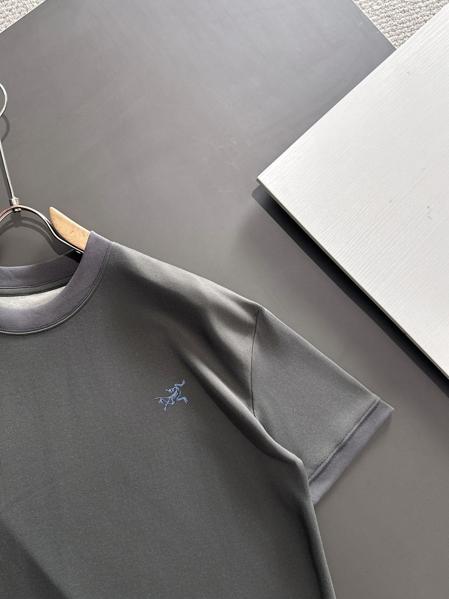 LuxluxHouse Best Quality Clothes T-shirt Arcteryx