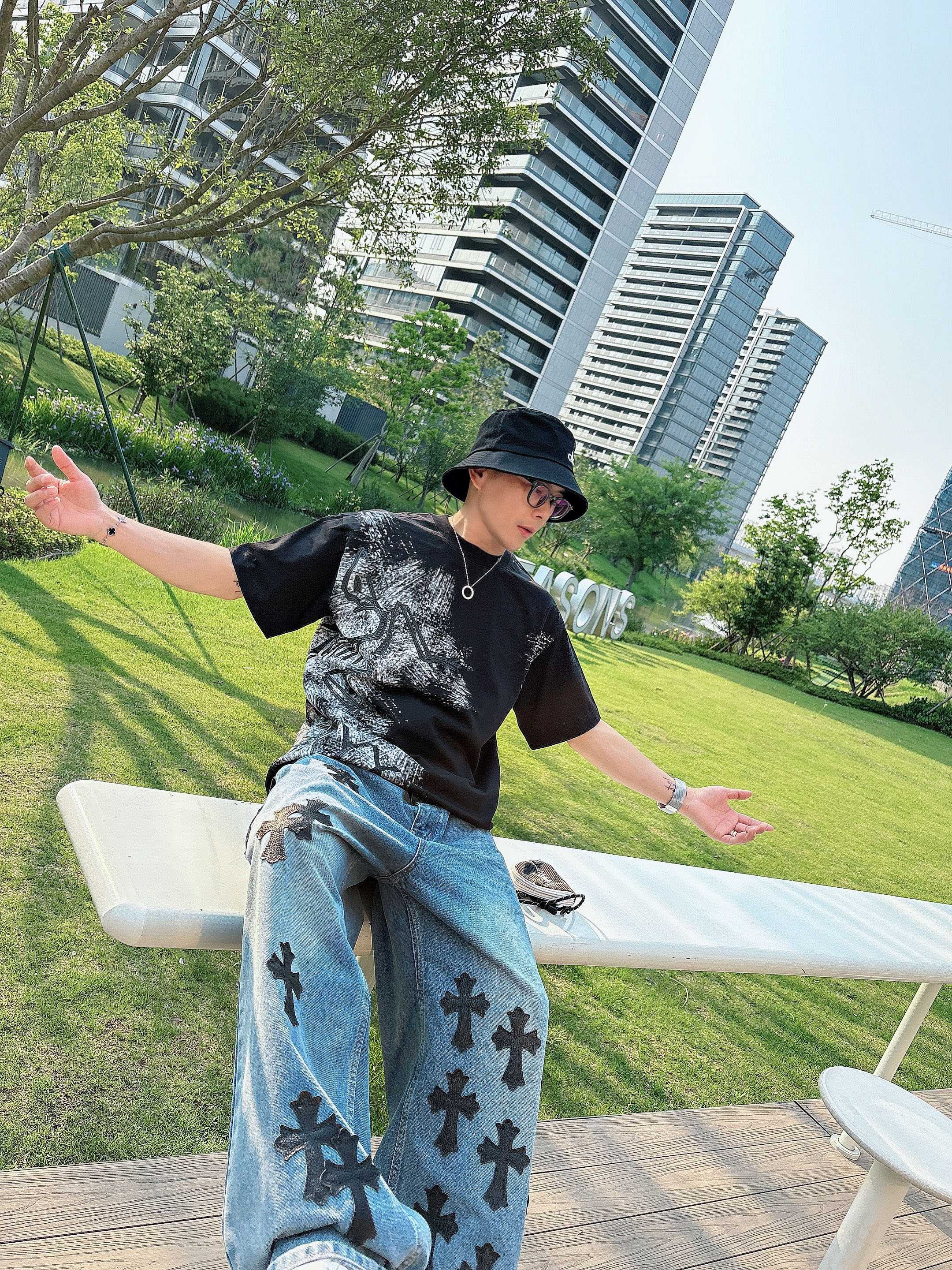 LuxluxHouse Best Quality Clothes T-shirt Arcteryx