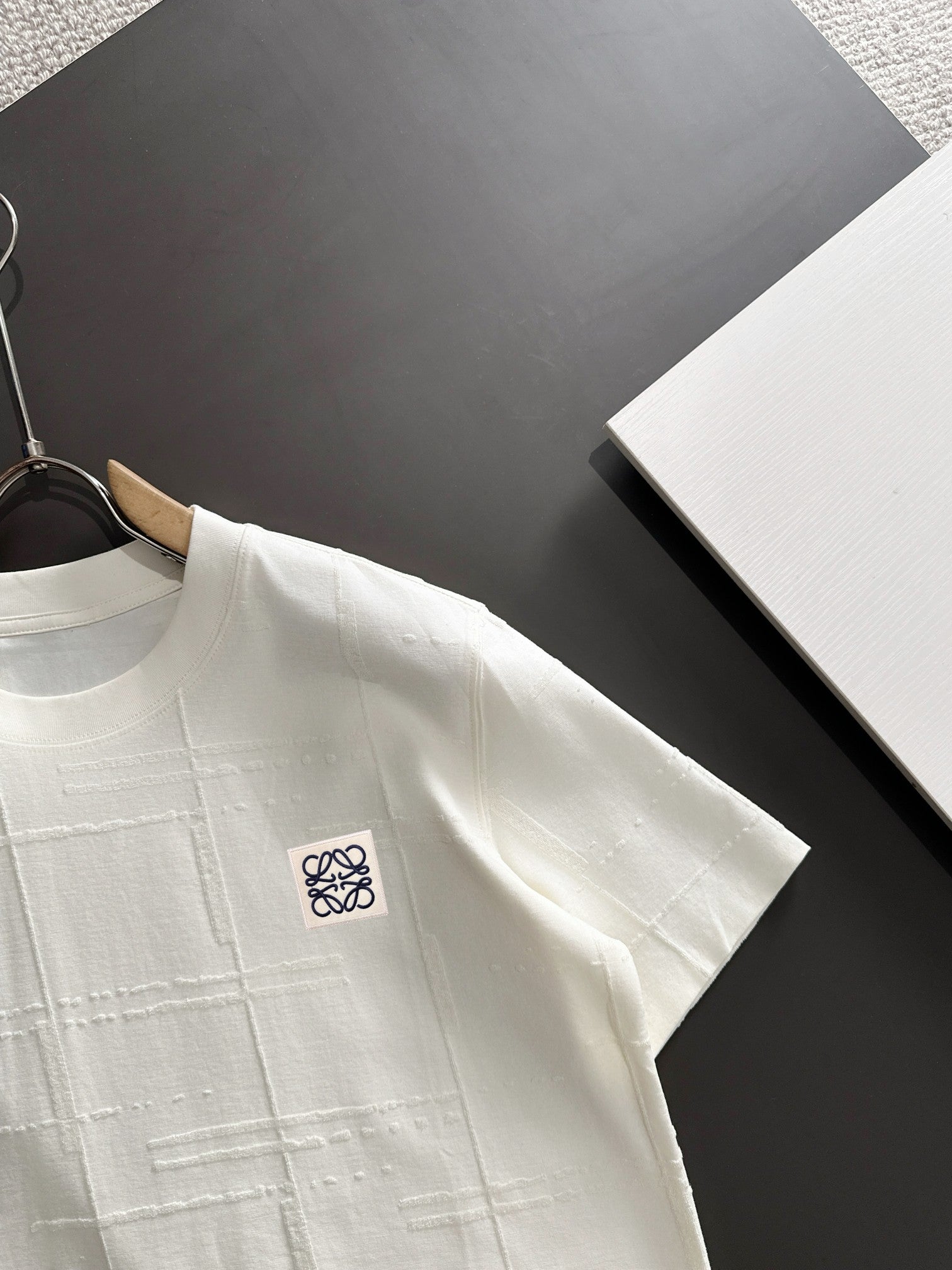 LuxluxHouse Best Quality Clothes T-shirt Loewe