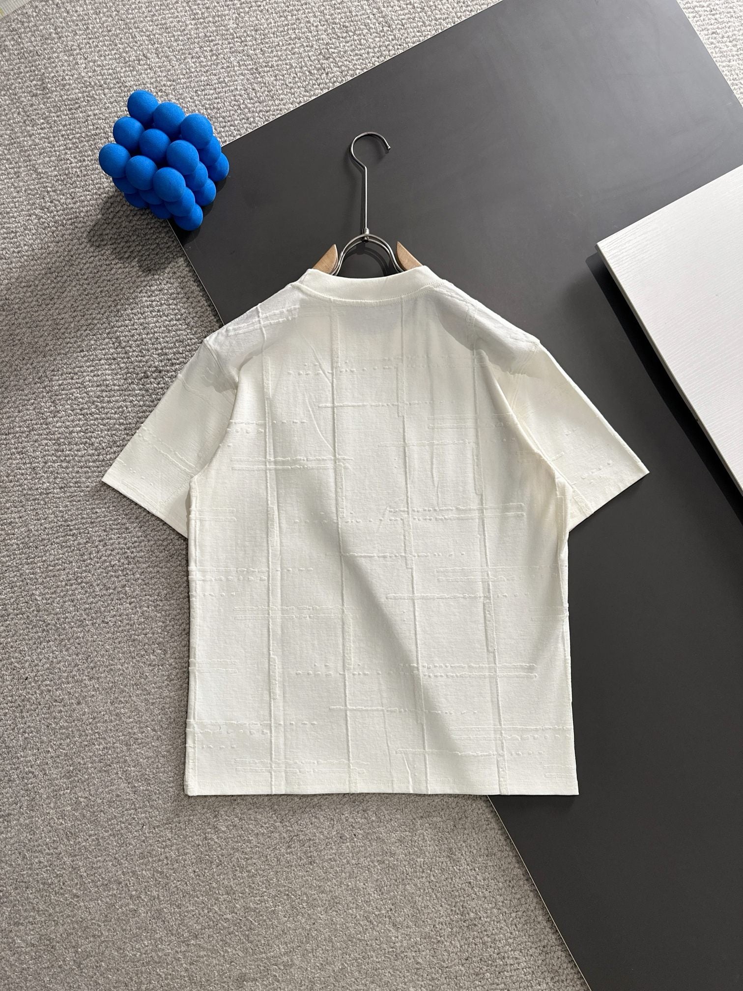 LuxluxHouse Best Quality Clothes T-shirt Loewe