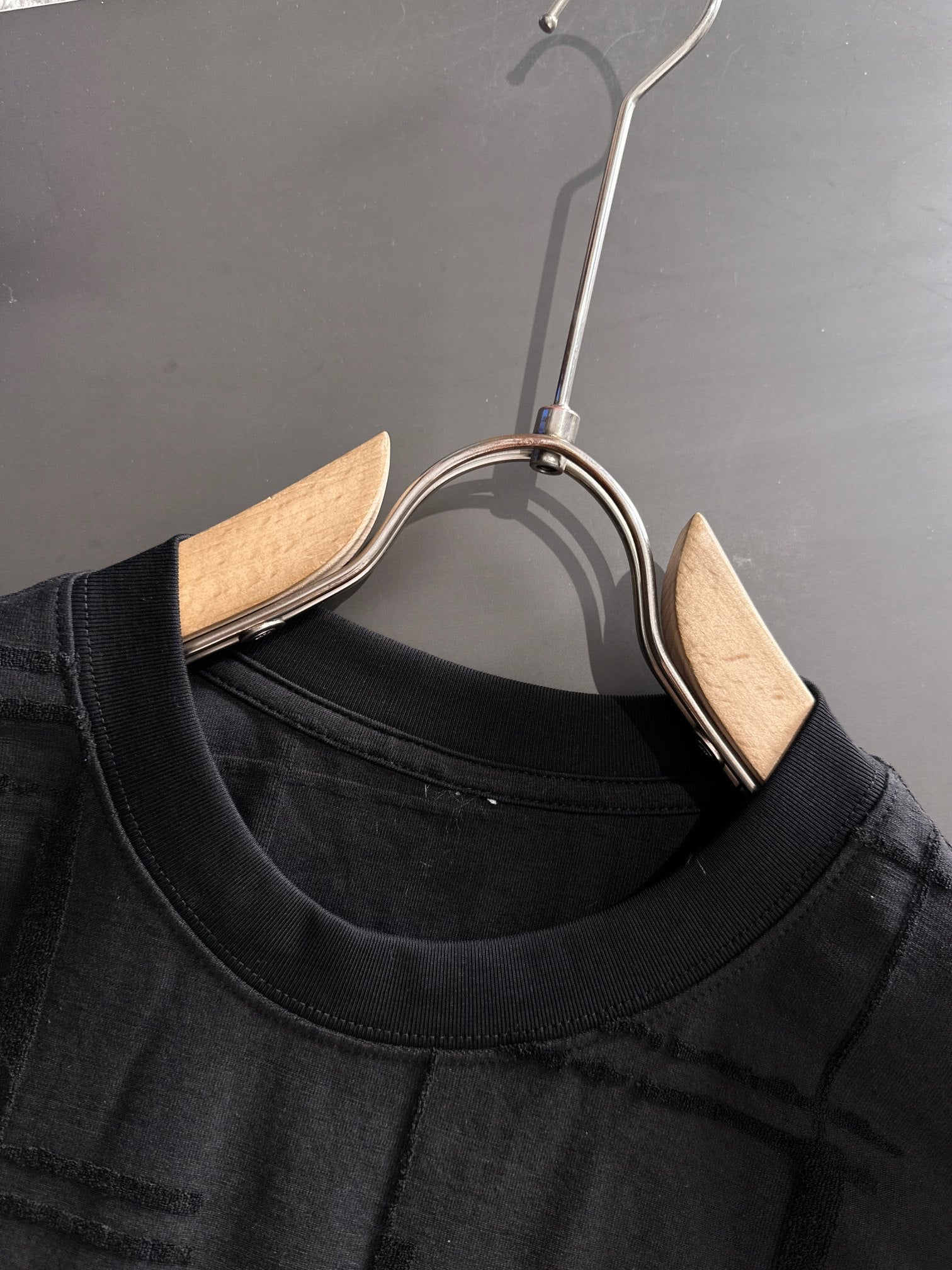 LuxluxHouse Best Quality Clothes T-shirt Loewe