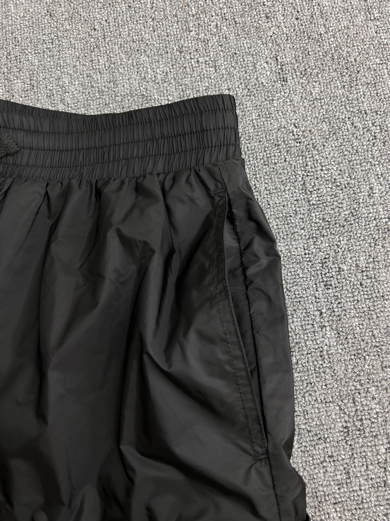 LuxluxHouse Best Quality Clothes Pants Moncler