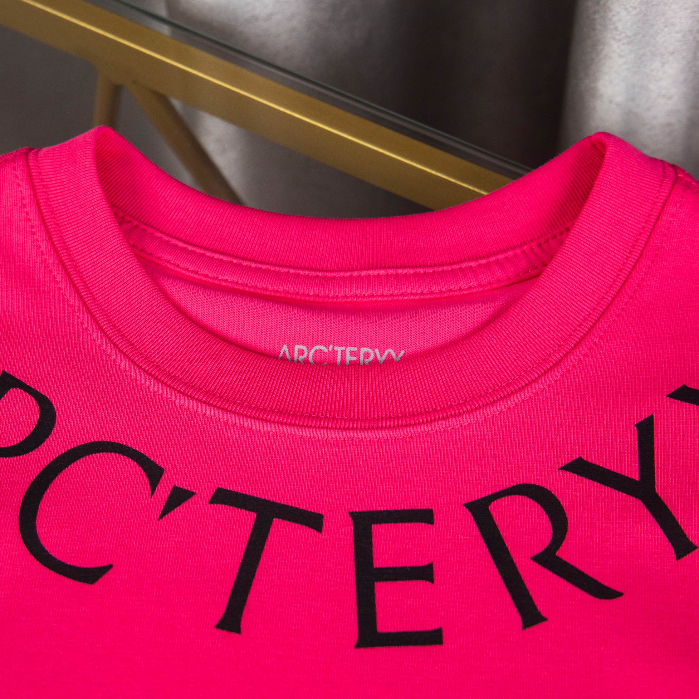 LuxluxHouse Best Quality Clothes T-shirt Arcteryx