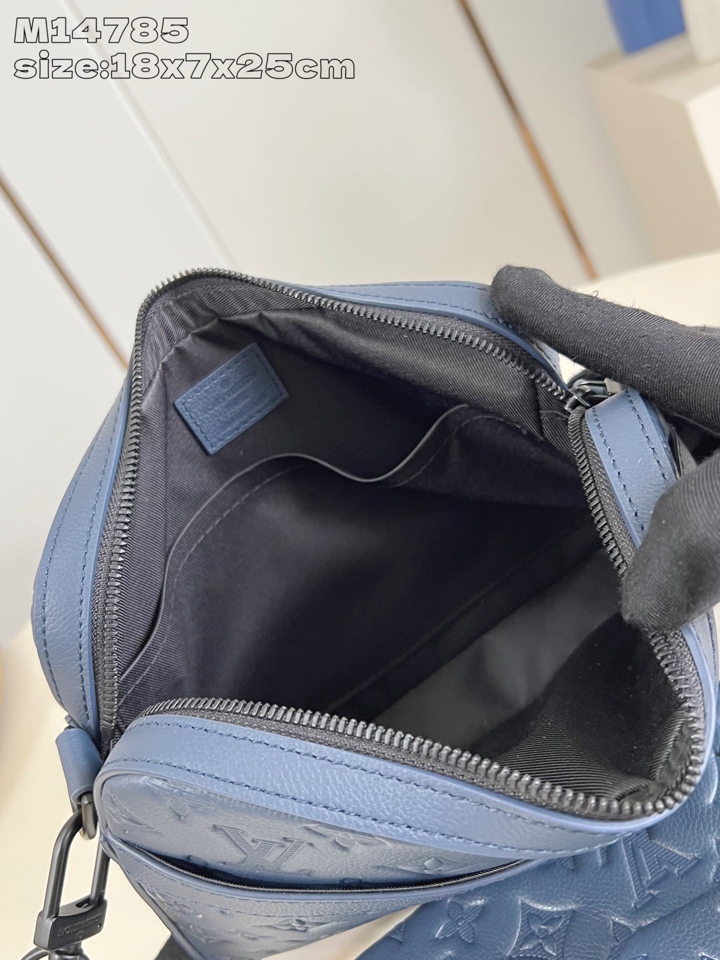 LuxluxHouse Best Quality Bags Louis Vuitton Men