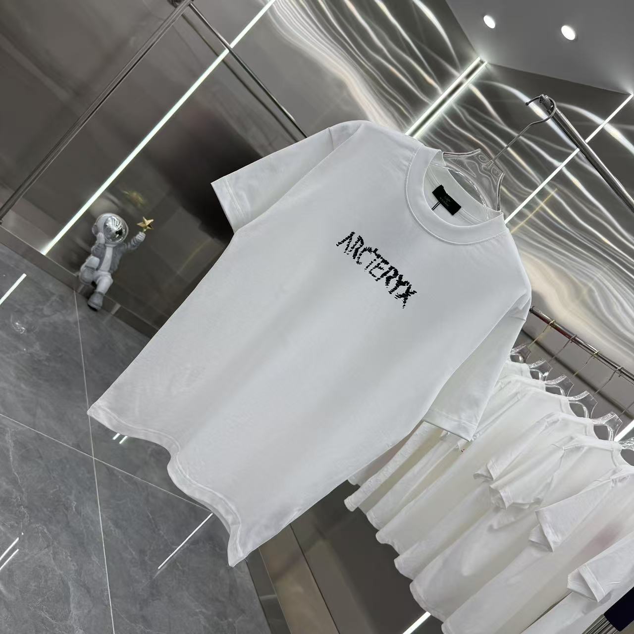 LuxluxHouse Best Quality Clothes T-shirt Arcteryx