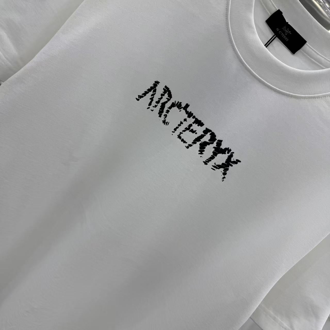 LuxluxHouse Best Quality Clothes T-shirt Arcteryx