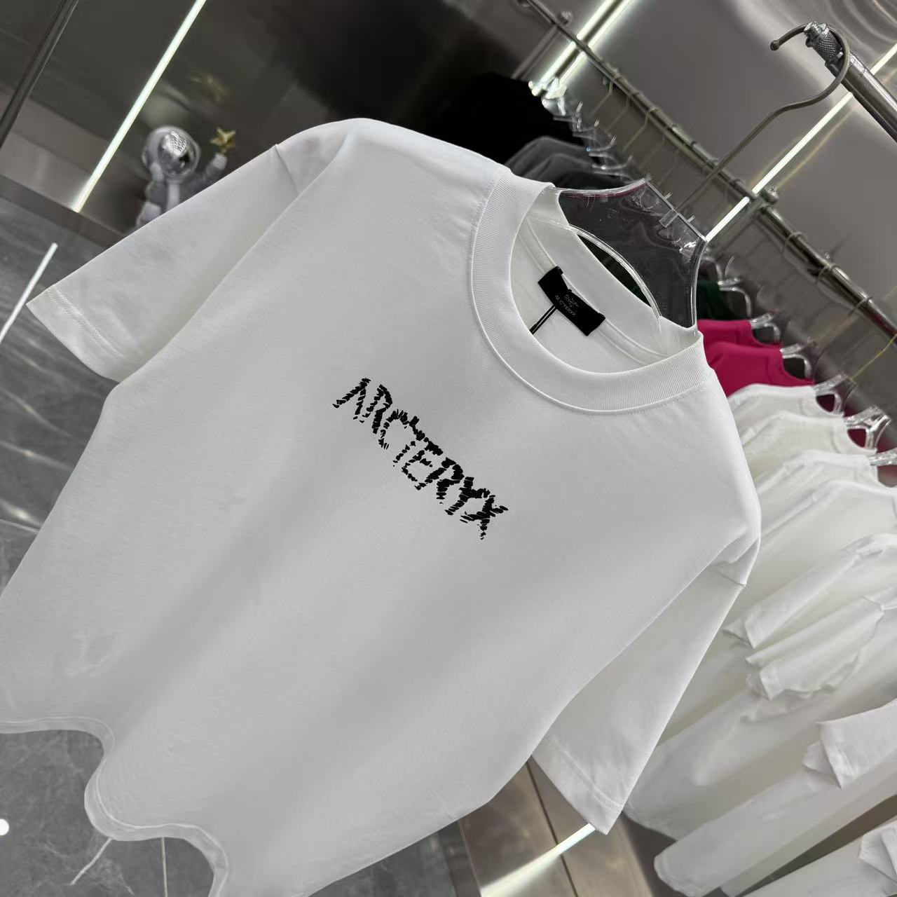 LuxluxHouse Best Quality Clothes T-shirt Arcteryx