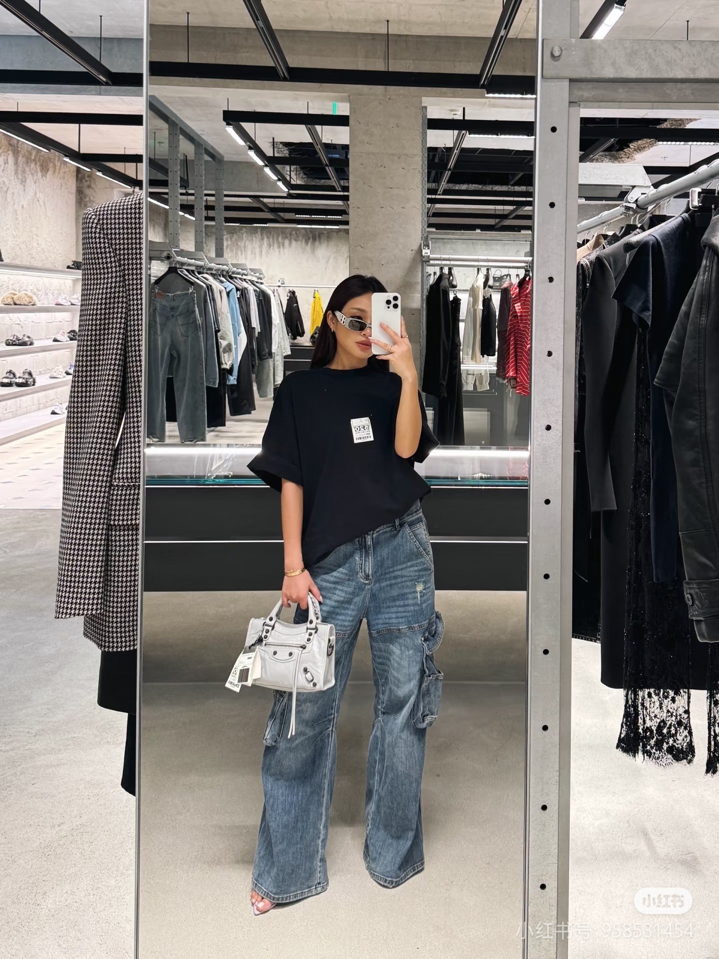 LuxluxHouse Best Quality Clothes Balenciaga T-shirt