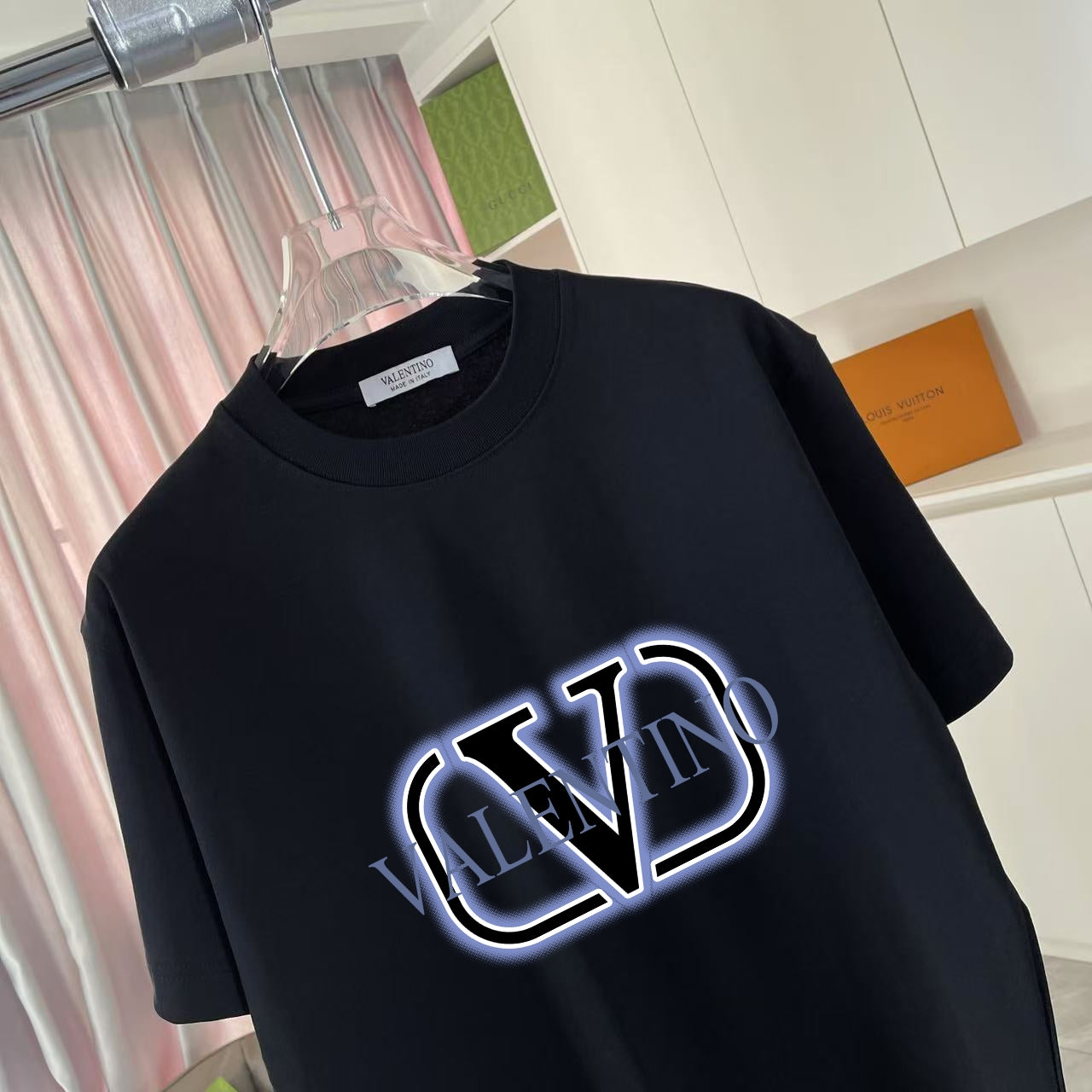 LuxluxHouse Best Quality Clothes Valentino T-shirt