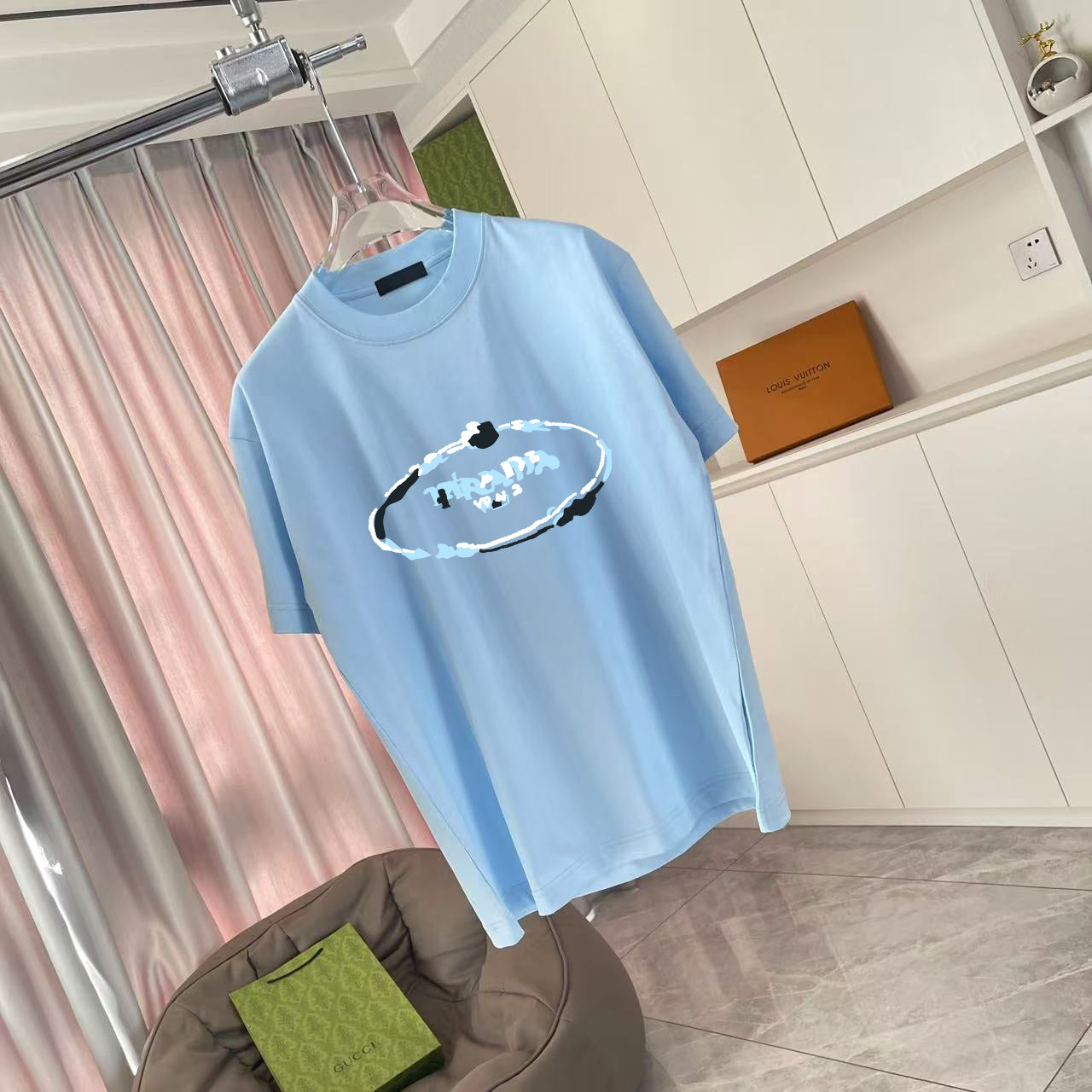 LuxluxHouse Best Quality Clothes T-shirt Prada