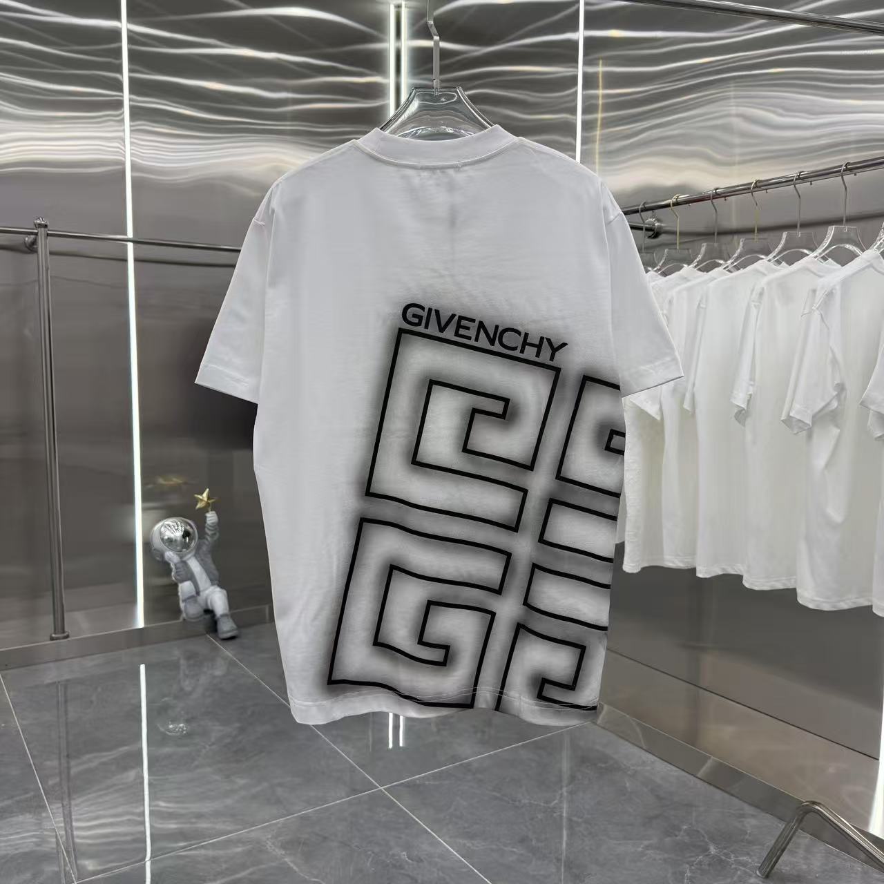 LuxluxHouse Best Quality Clothes Givenchy T-shirt