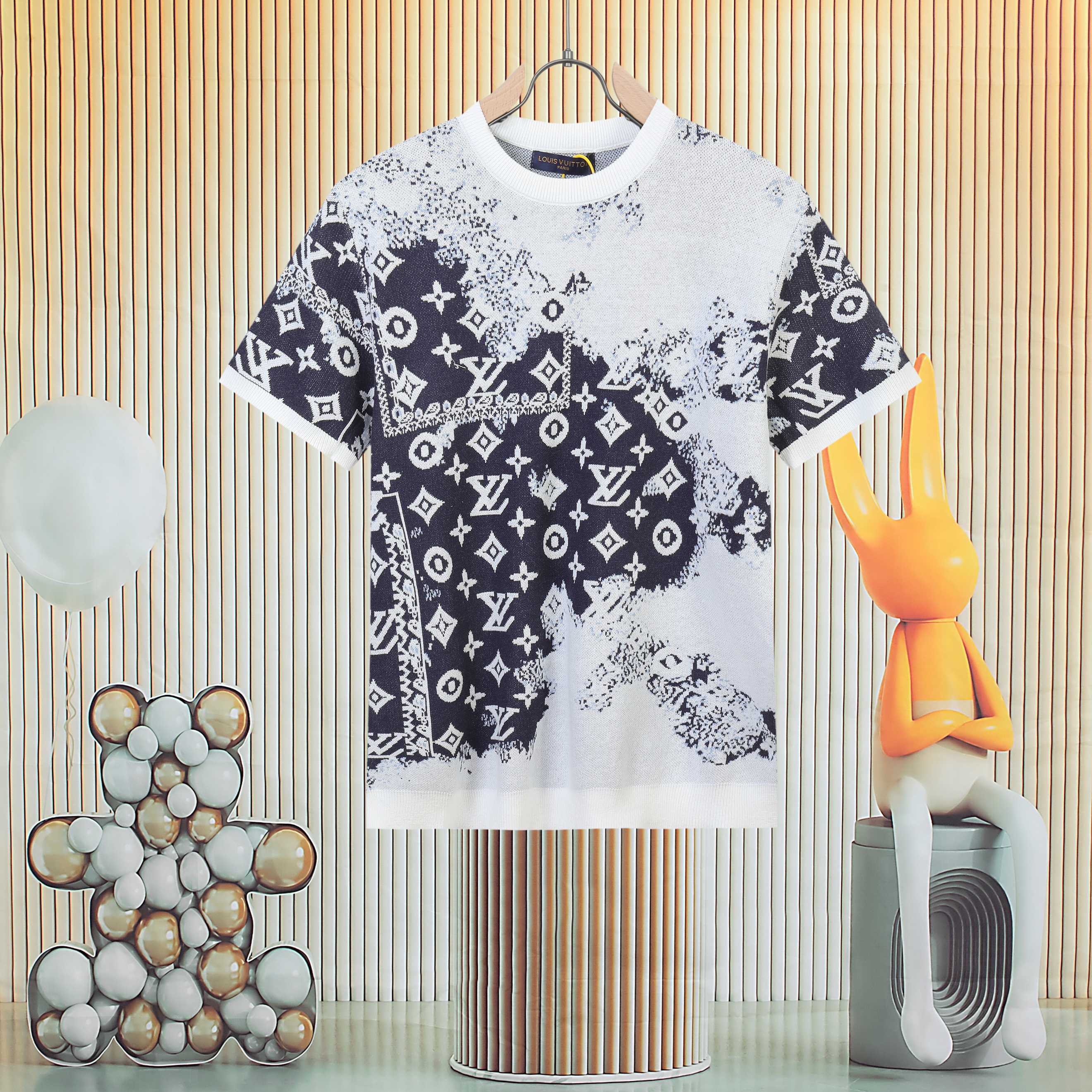 LuxluxHouse Best Quality Clothes T-shirt Louis Vuitton