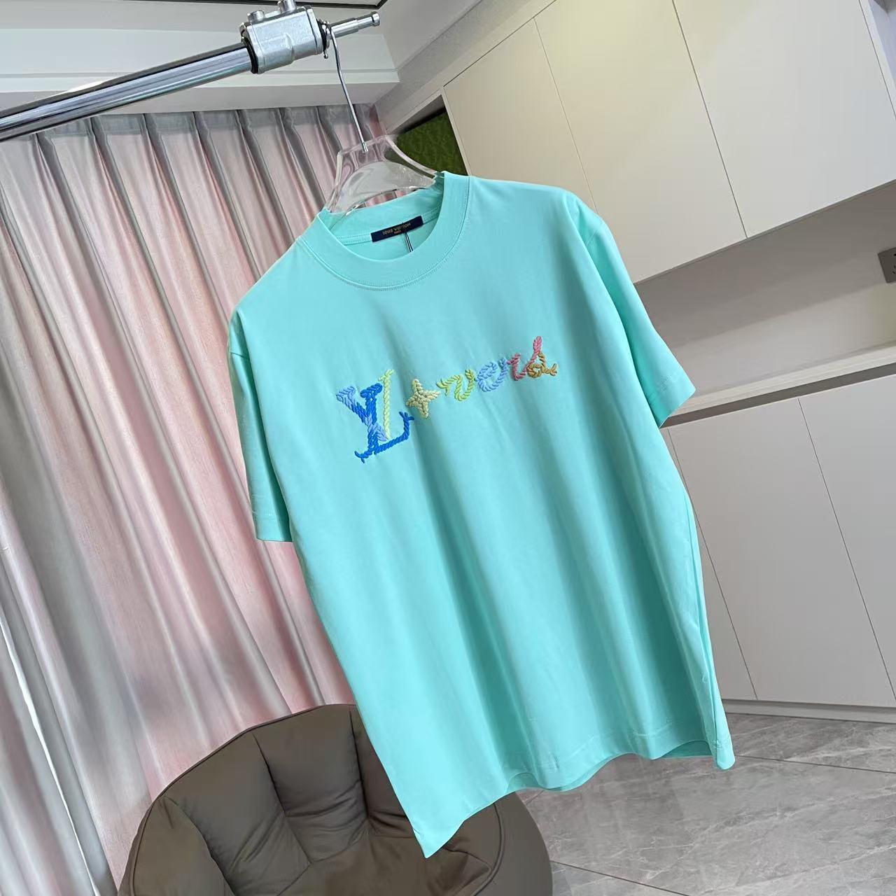 LuxluxHouse Best Quality Clothes T-shirt Louis Vuitton